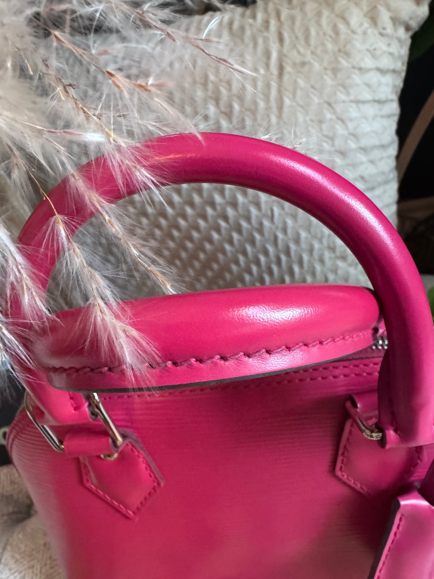 Louis Vuitton Alma BB Epi