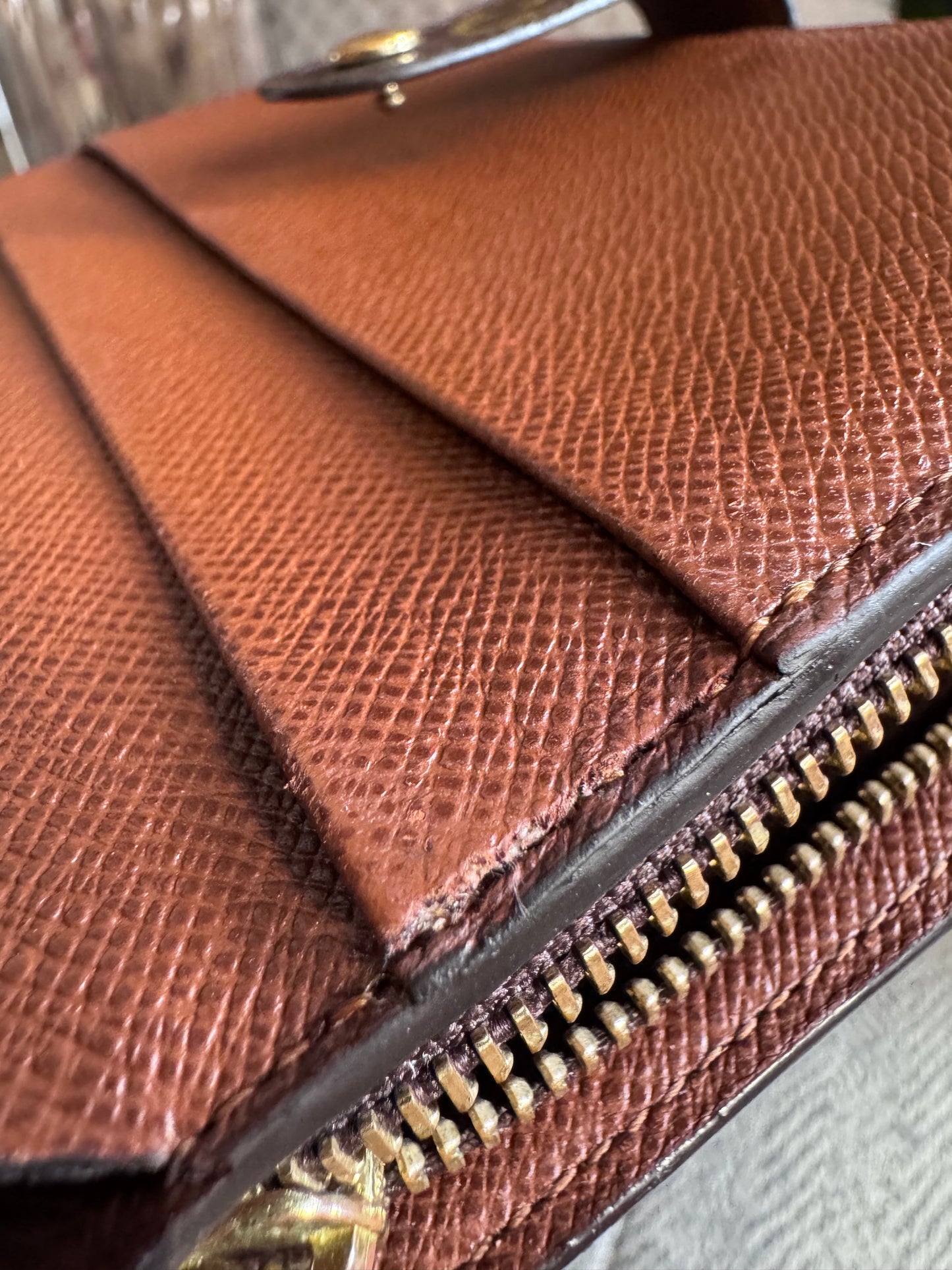 Louis Vuitton Vintage Porte Papier Zip Bifold Wallet in Monogram