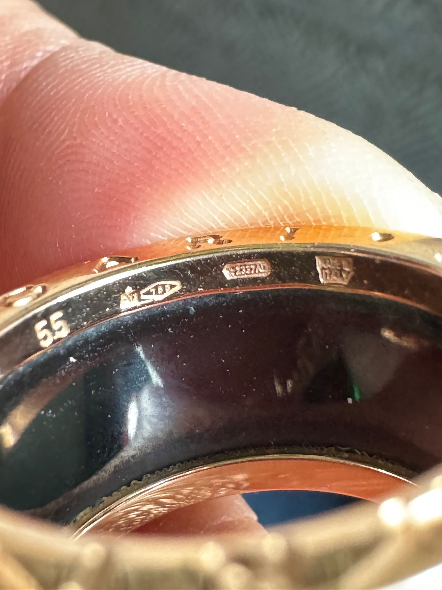 Bulgari B Zero 1 Ring in Rose Gold and Black Ceramic