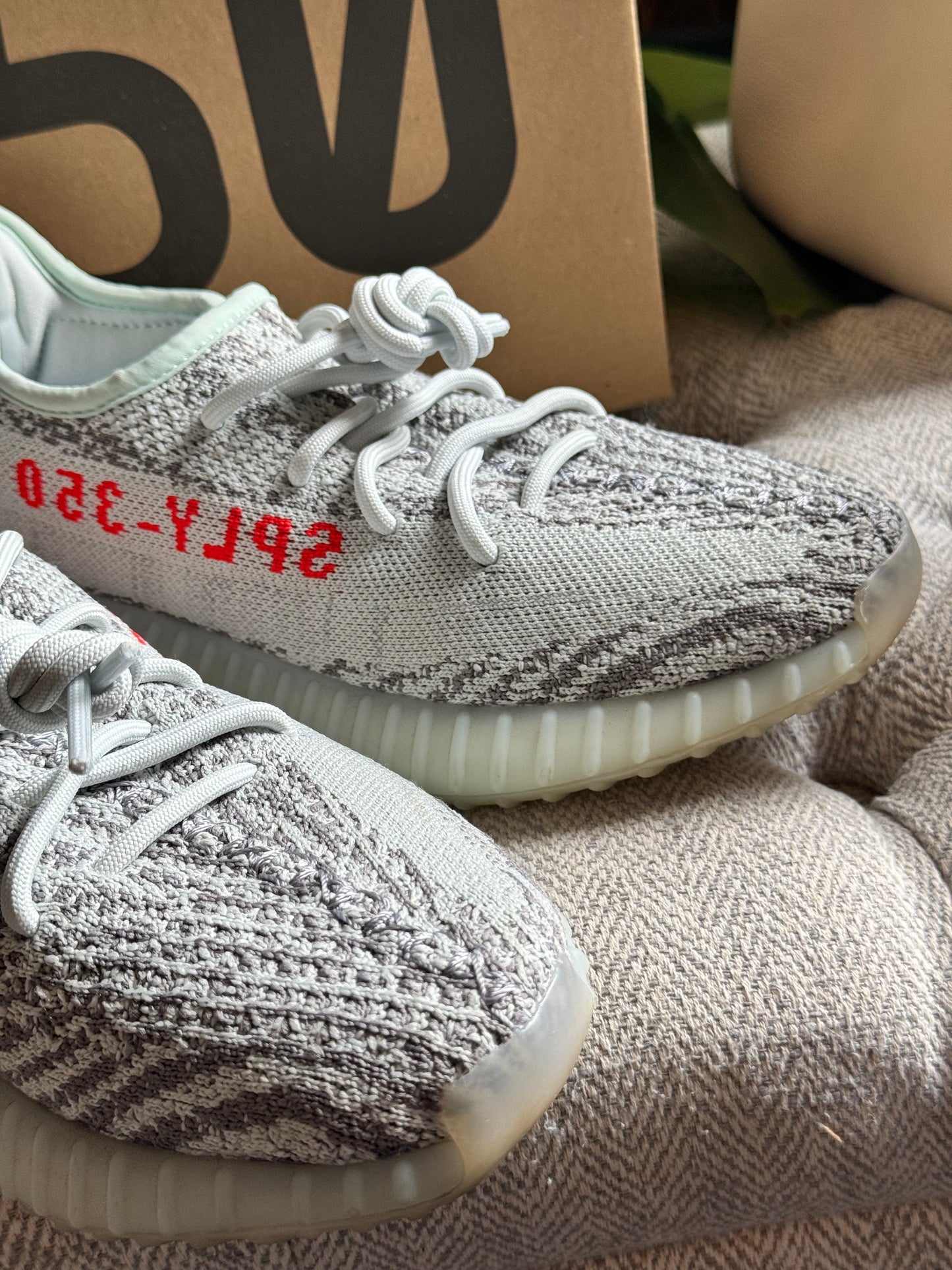 Adidas Yeezy Boost 350v V2