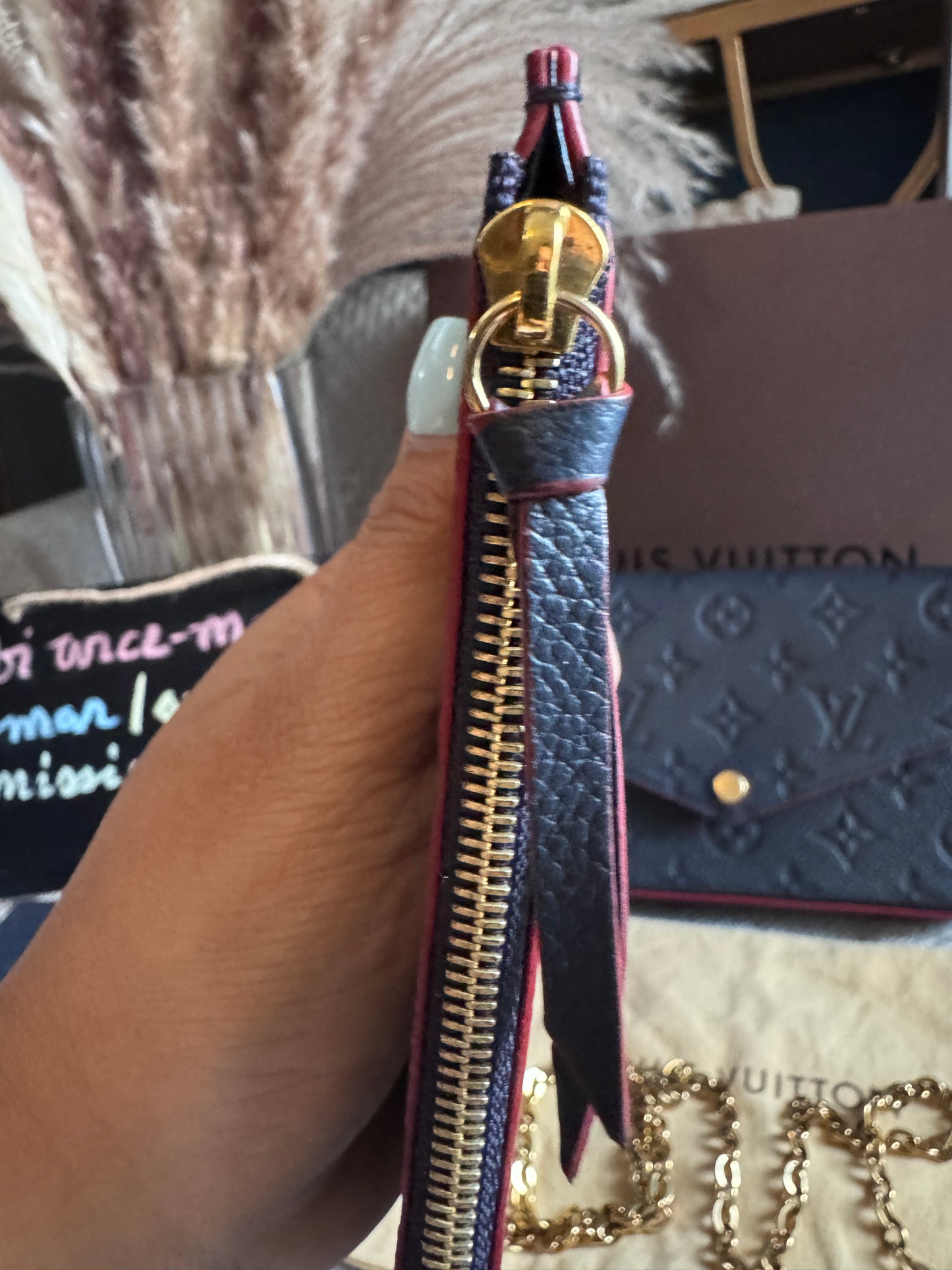 Louis Vuitton Pochette Felicie in Empreinte Marine Rouge