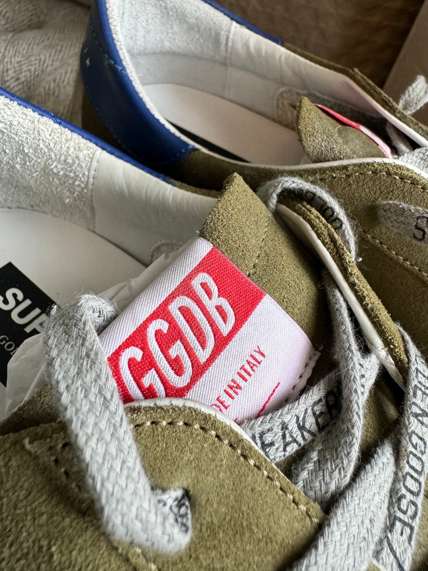 Golden Goose Sneakers