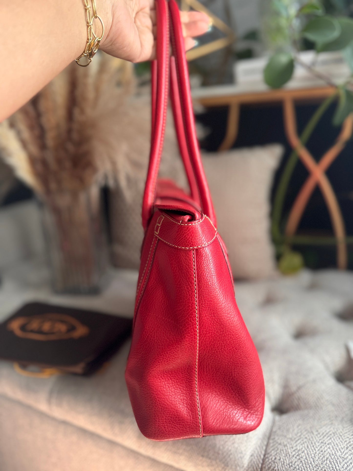 Tod’s Vintage Leather Shoulder Bag