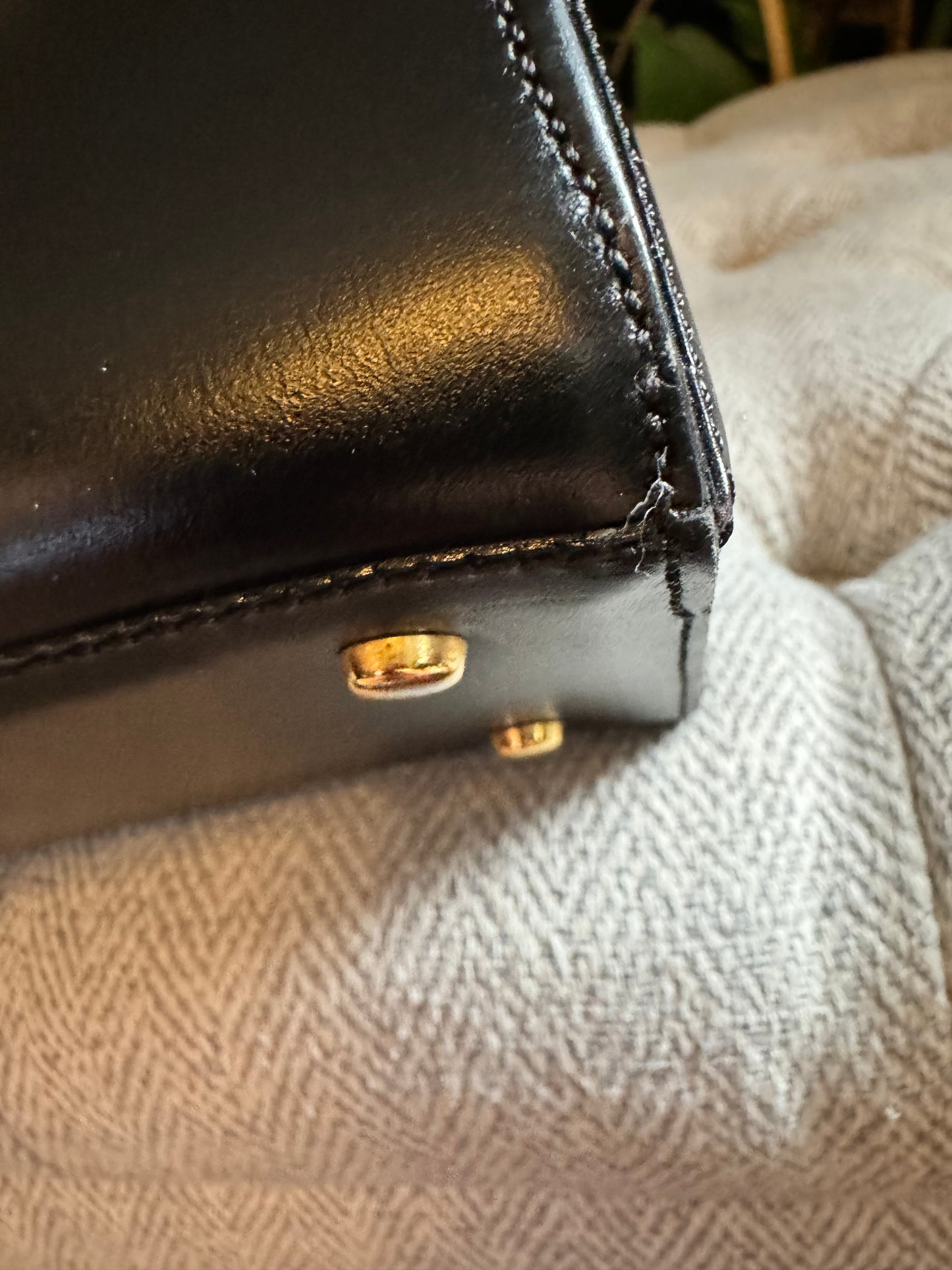Celine Vintage Crossbody/Shoulder bag in Black, Gold Hardware