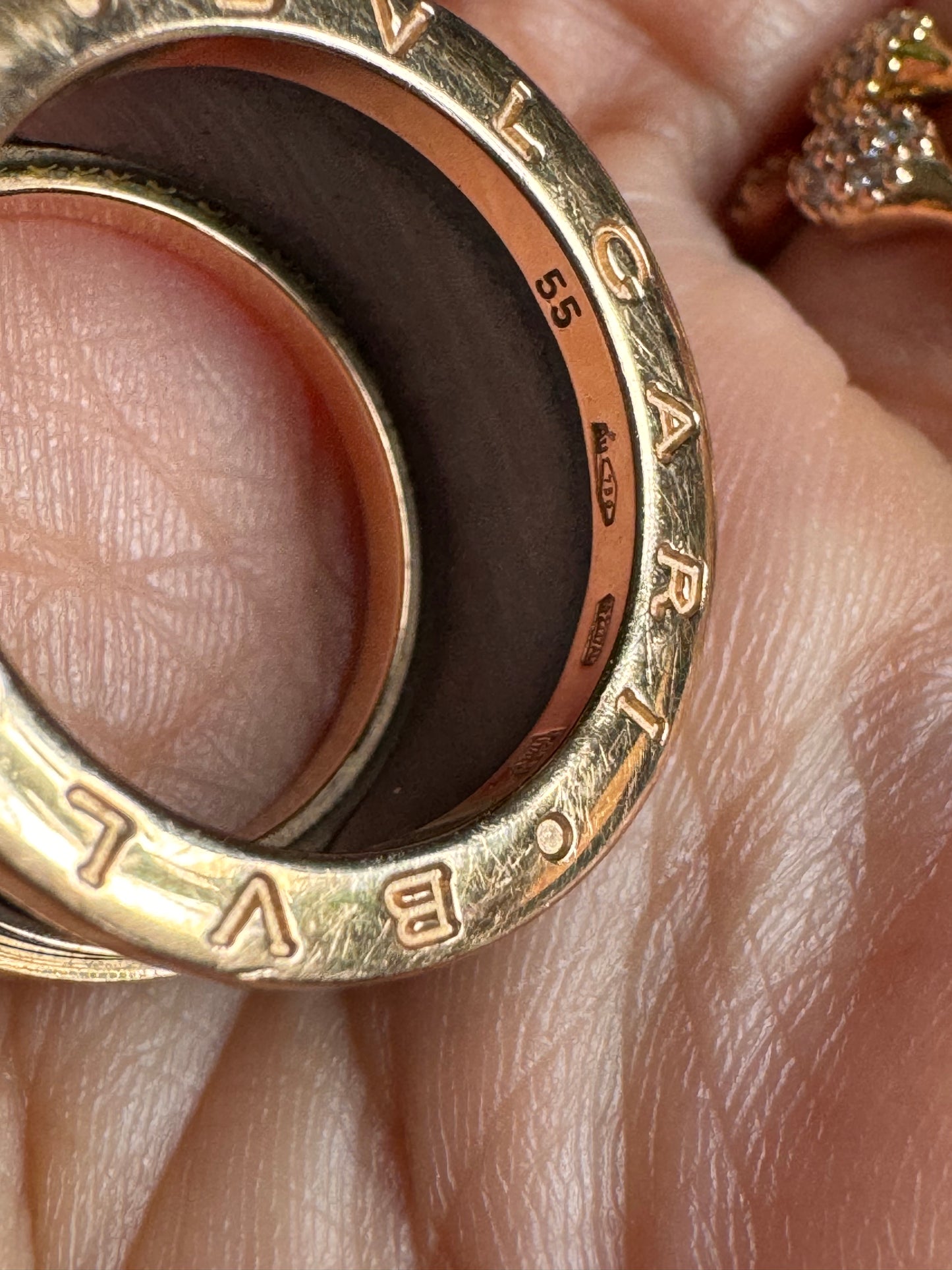 Bulgari B Zero 1 Ring in Rose Gold and Black Ceramic