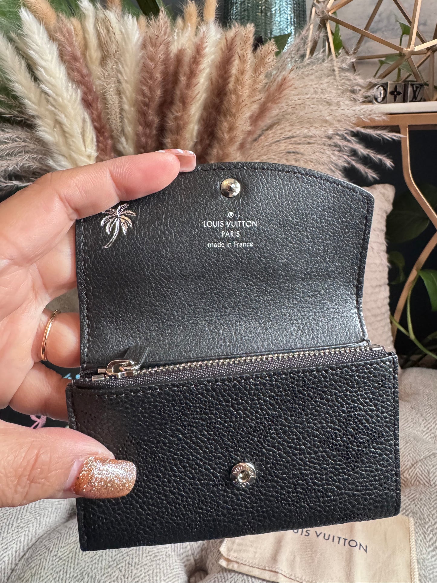 Louis Vuitton Anaé Mahina wallet
