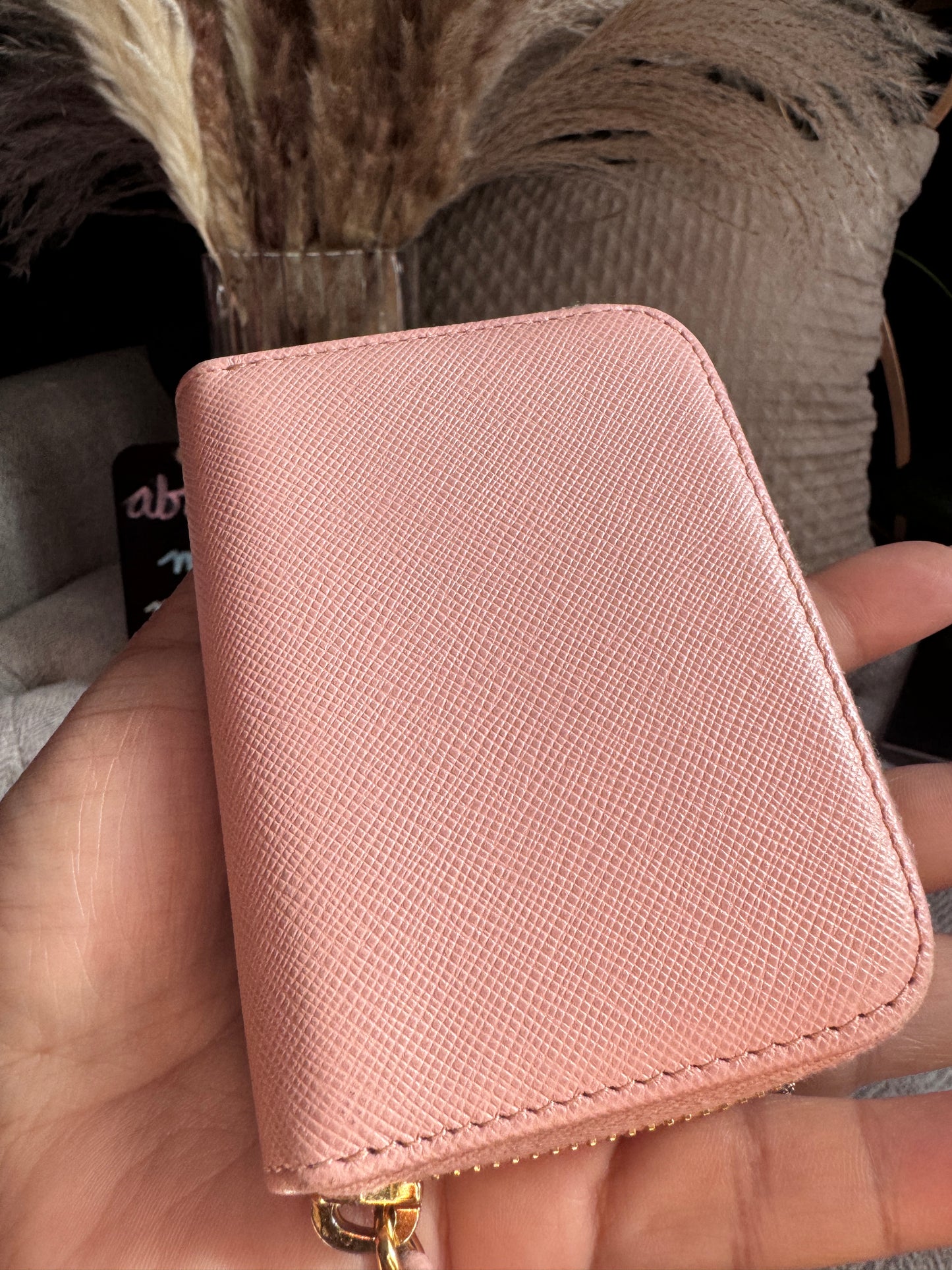 Prada Saffiano Compact wallet in Orchidea