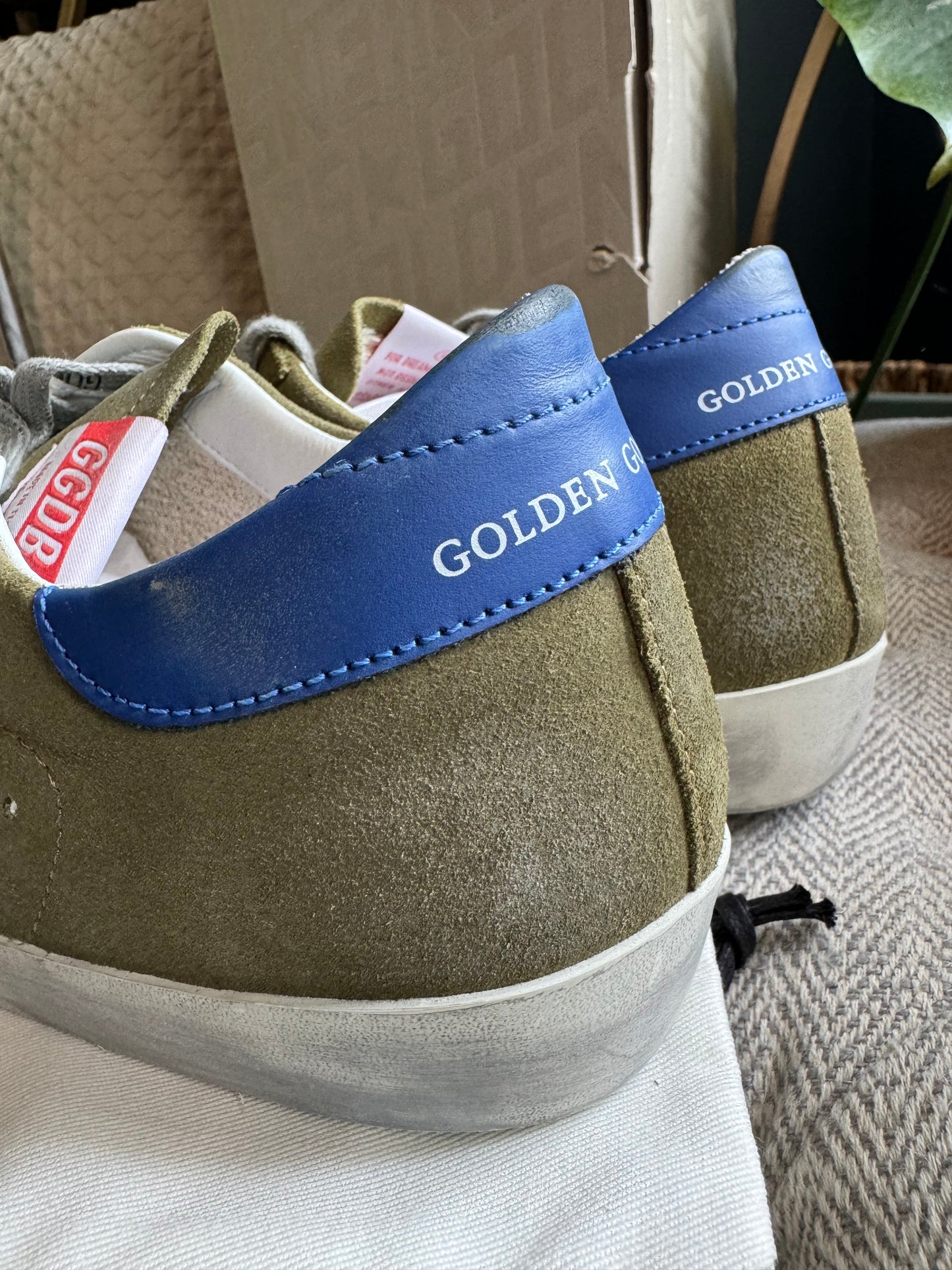 Golden Goose Sneakers