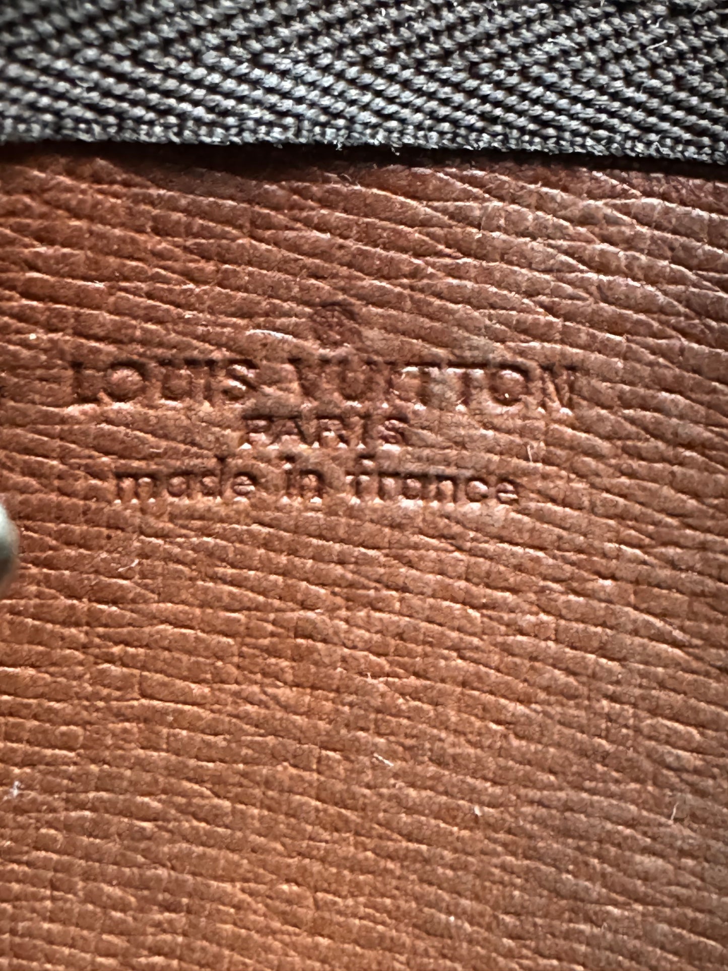 Louis Vuitton Monogram Key Cles