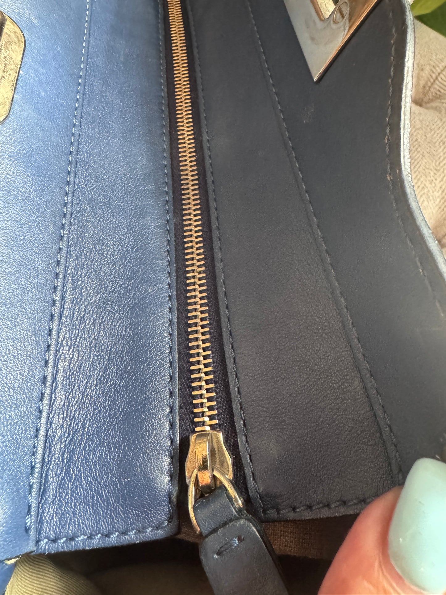Valentino Garavani Rockstud Tote