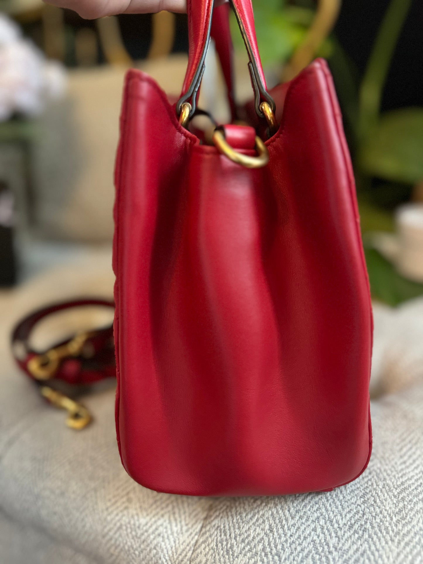 Gucci Small GG Marmont Matelasse Tote