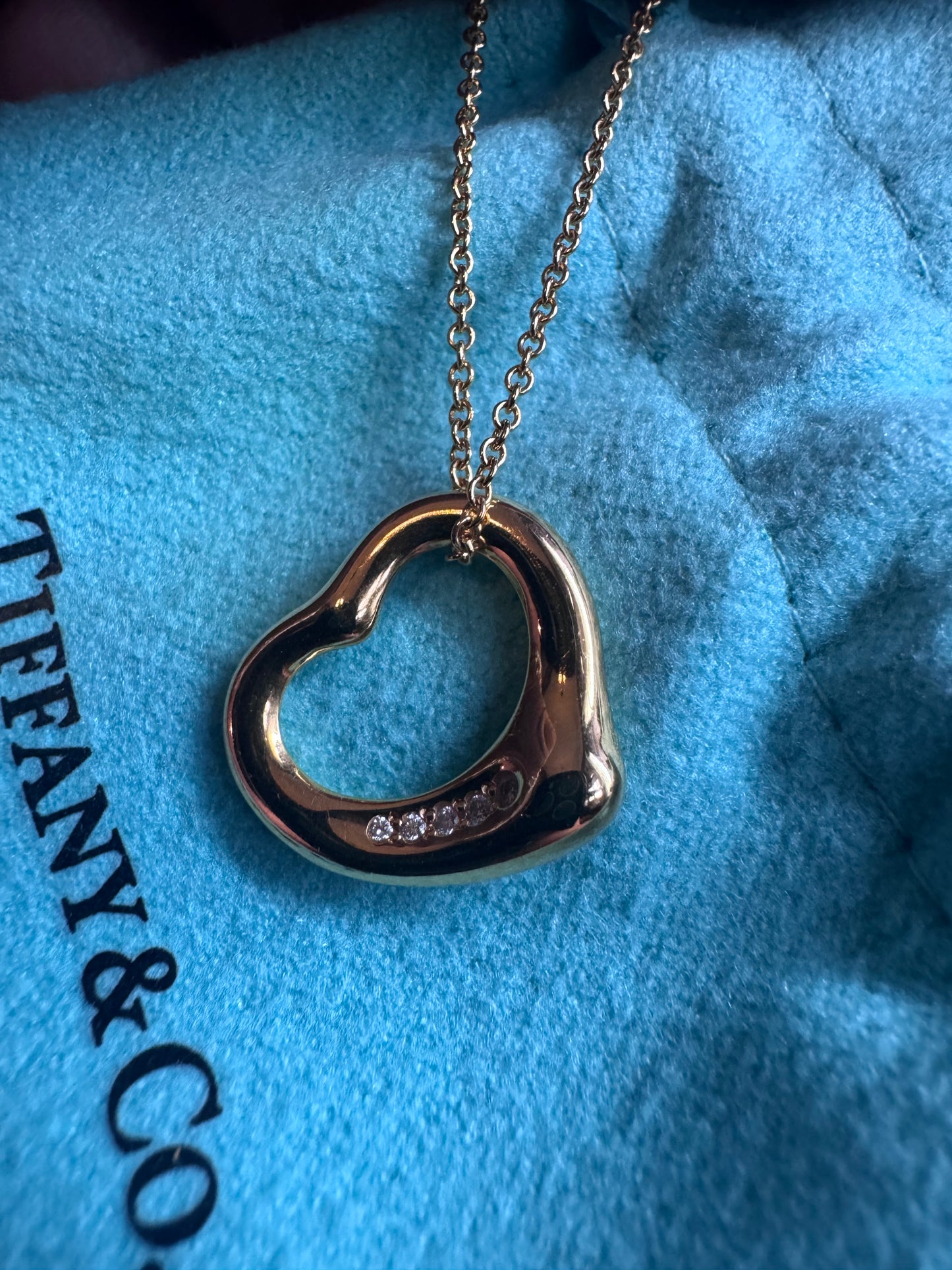Tiffany&Co 18k Open Heart Necklace with diamonds