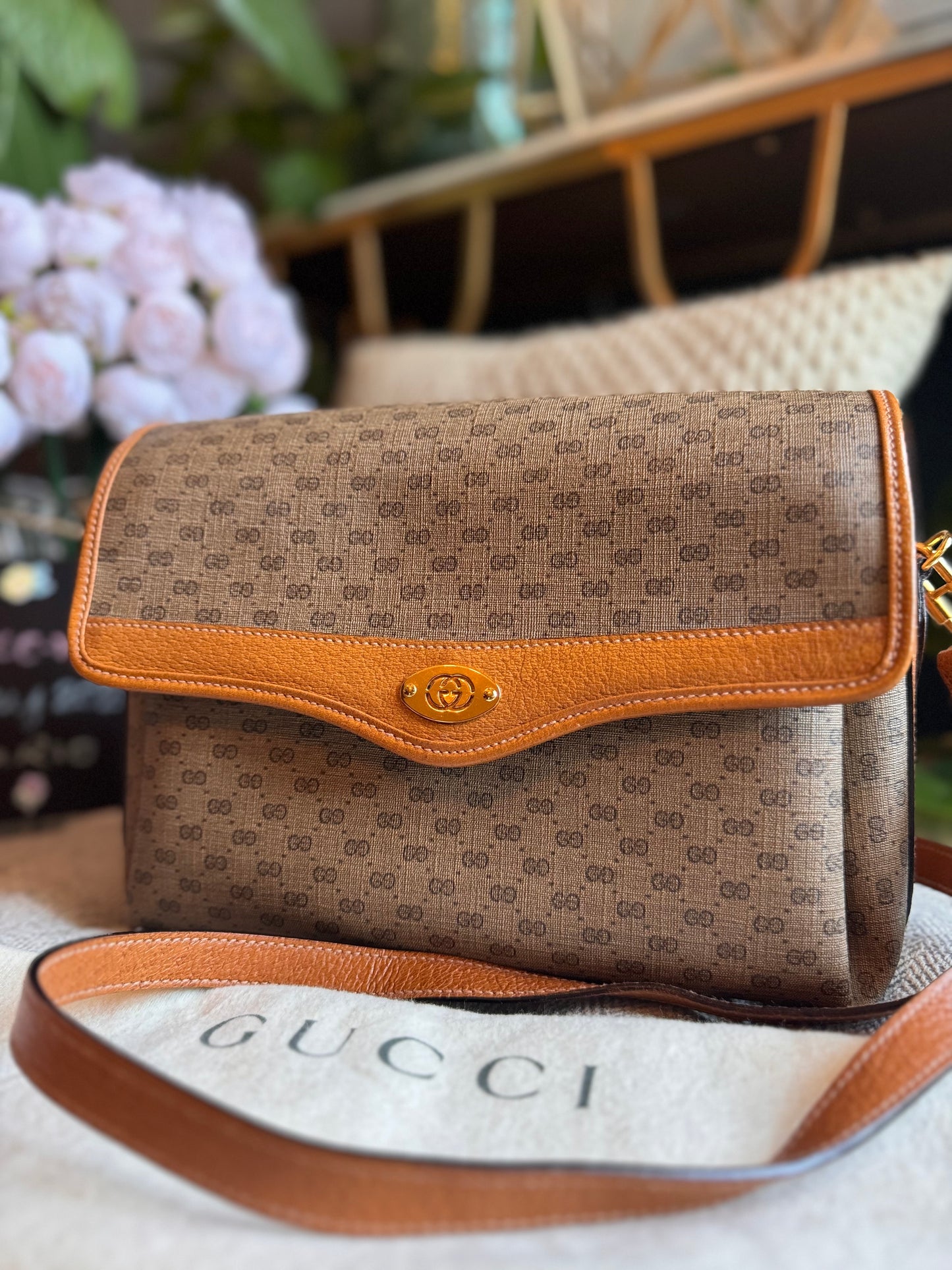 Gucci Vintage Crossbody