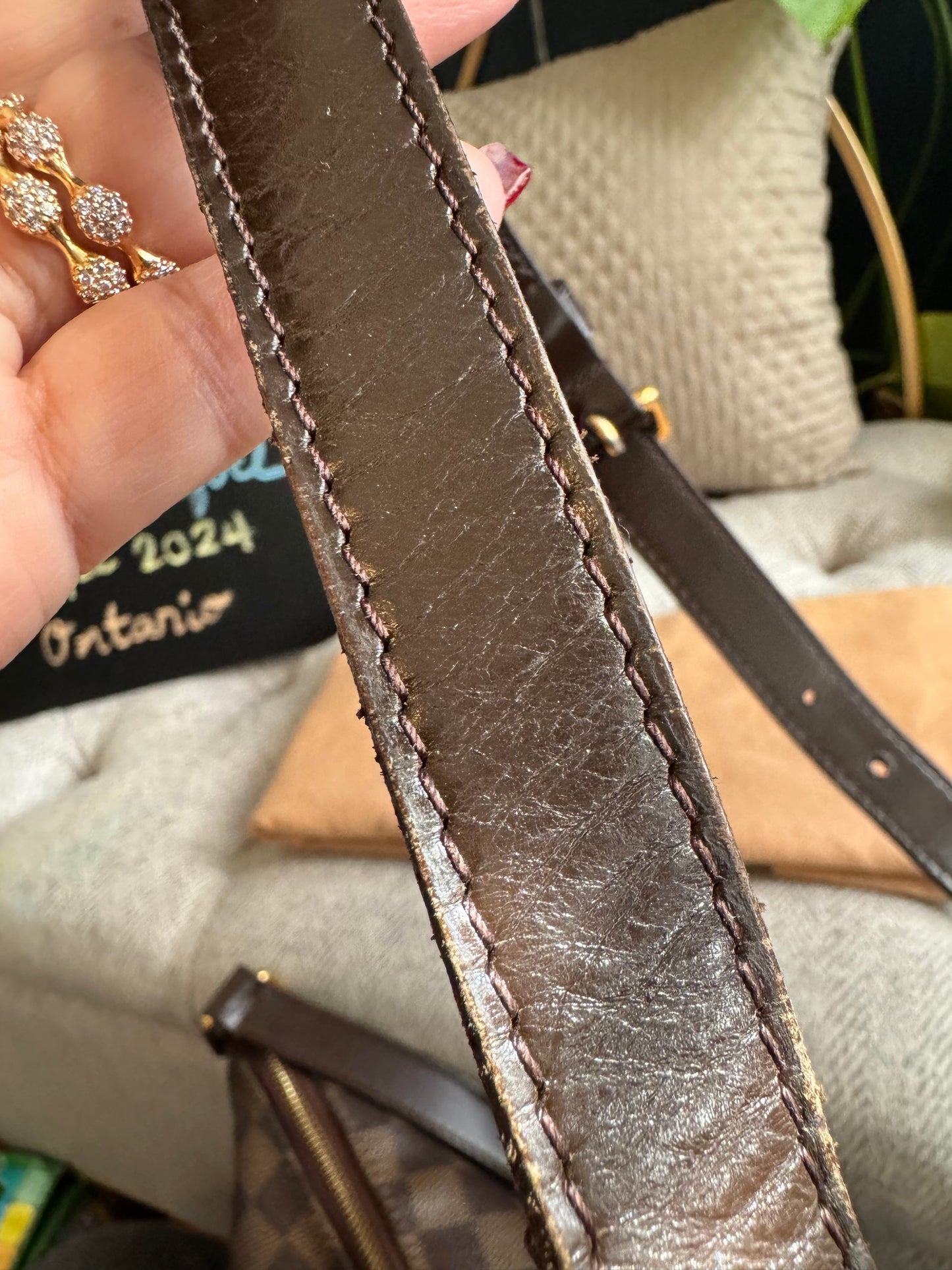 Louis Vuitton Bloomsbury GM