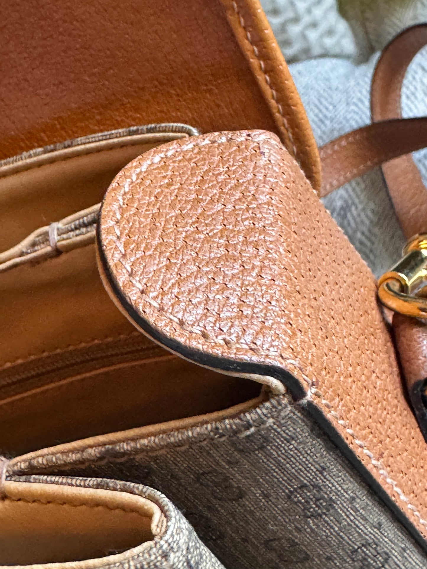 Gucci Vintage Crossbody