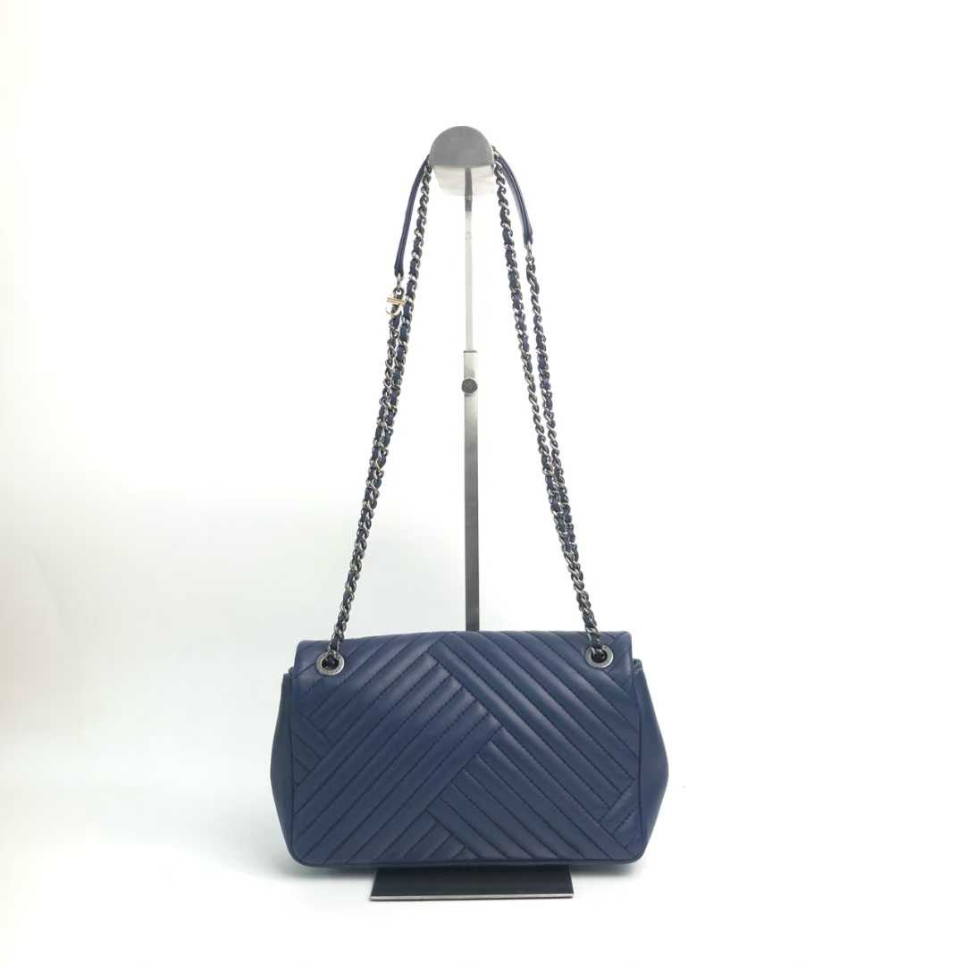 PREORDER ONLY!-Chanel Crossing Flap in Navy