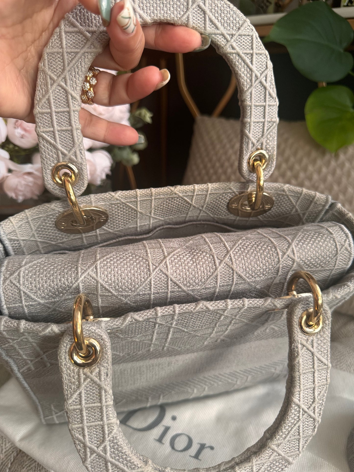 Christian Dior LADY D-LITE Medium Bag in Cool Grey Cannage Embroidery