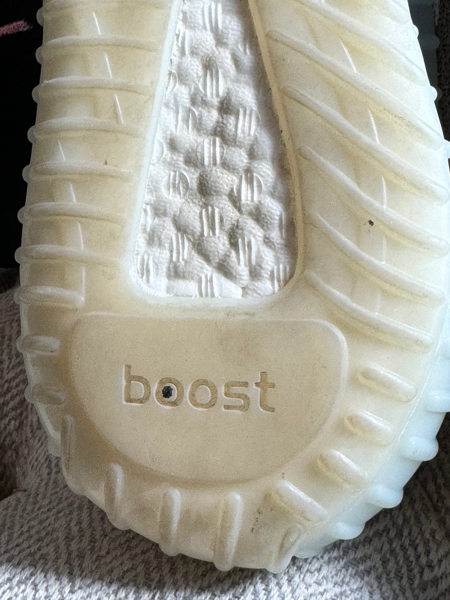 Adidas Yeezy Boost 350v V2