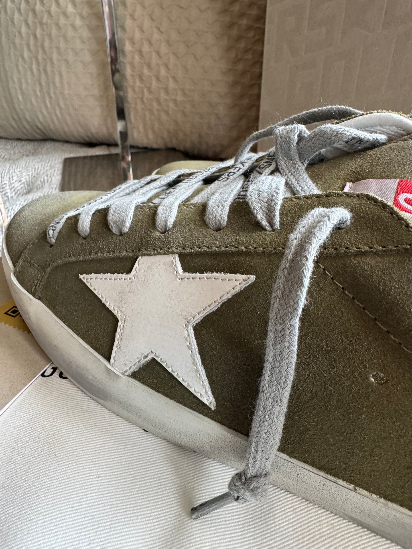 Golden Goose Sneakers