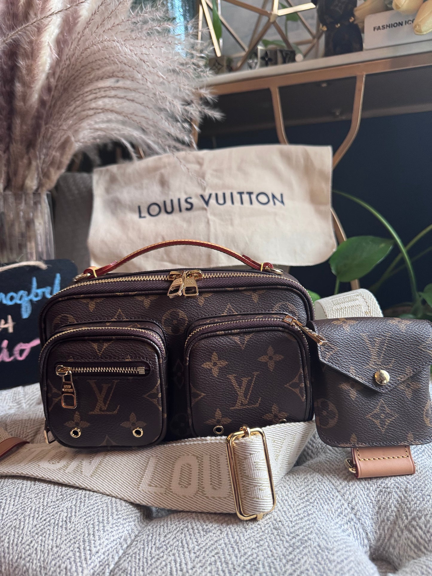 Louis Vuitton Utility bag