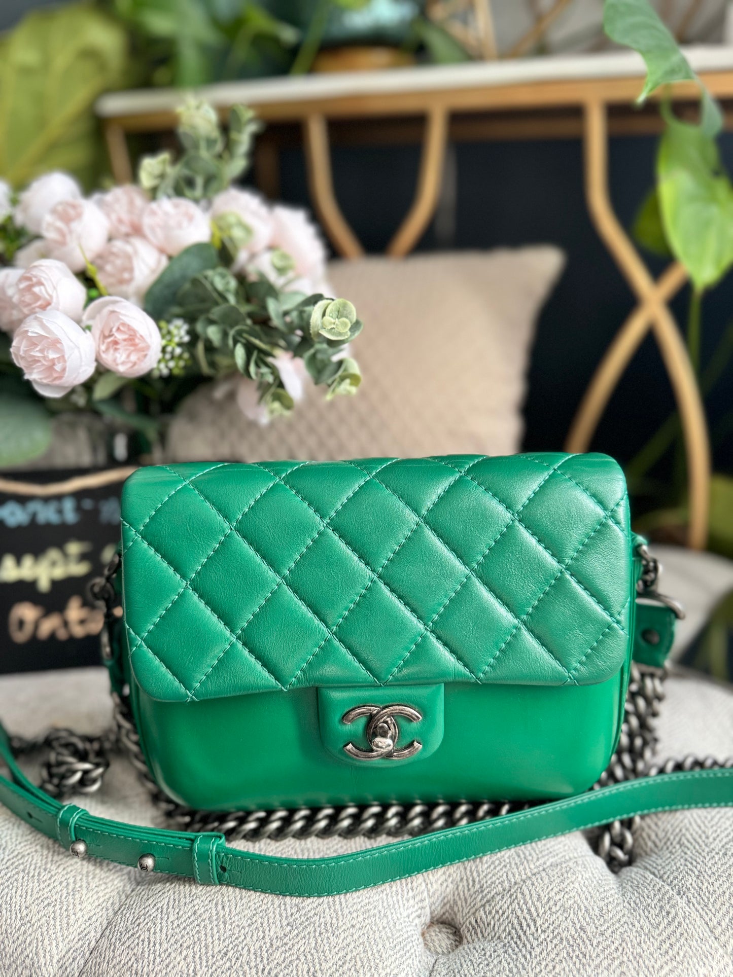Chanel Rock My Shoulder Flap Green Quilted Calfskin/ Naturally Grained Sheepskin Inner Lining/MAR -Métal Aged Ruthenium Hardware (SN 24221601)