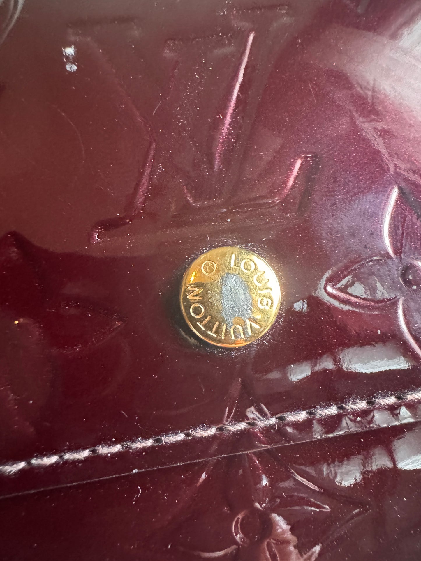 Louis Vuitton Compact wallet in Amarante