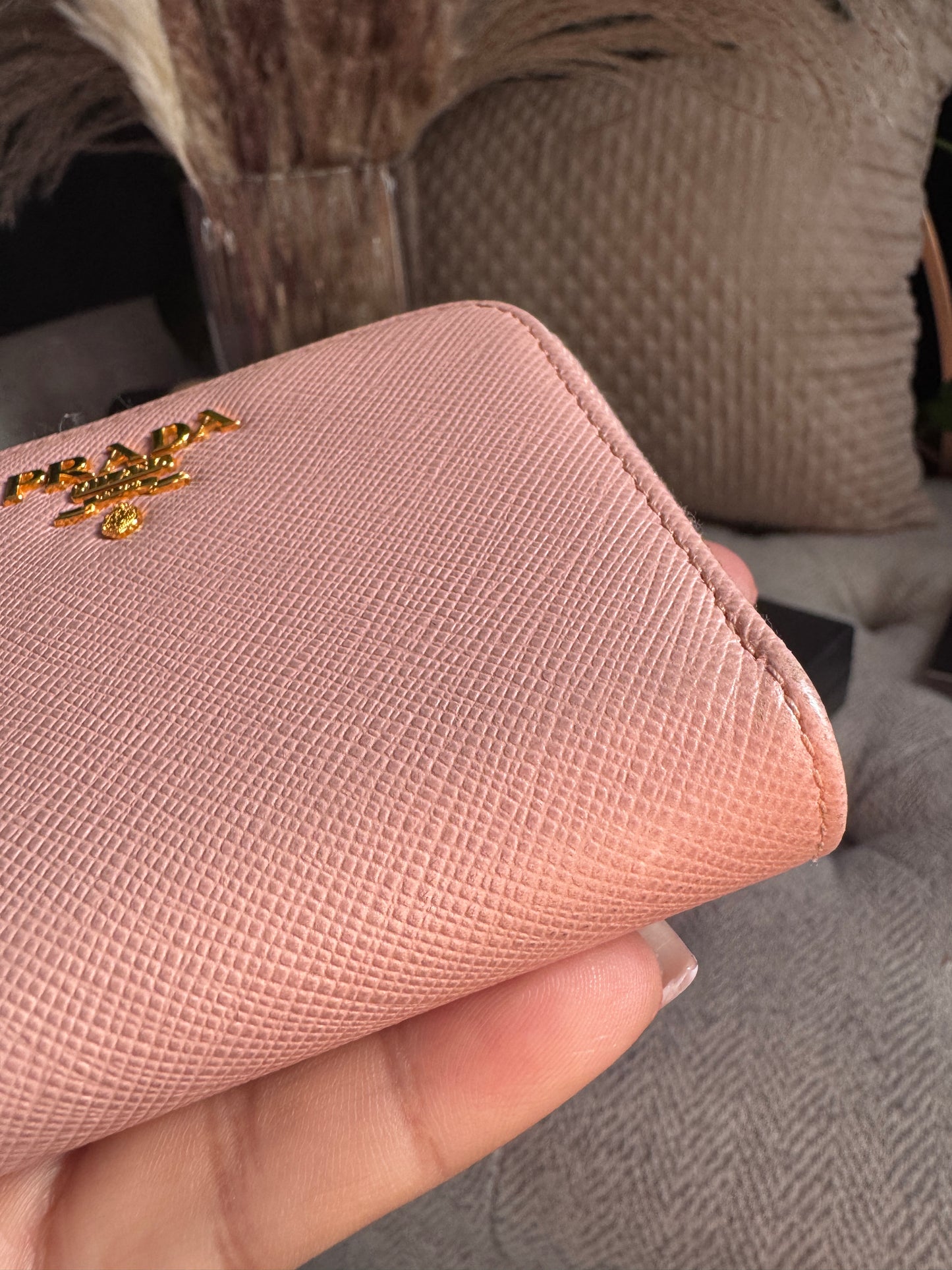 Prada Saffiano Compact wallet in Orchidea