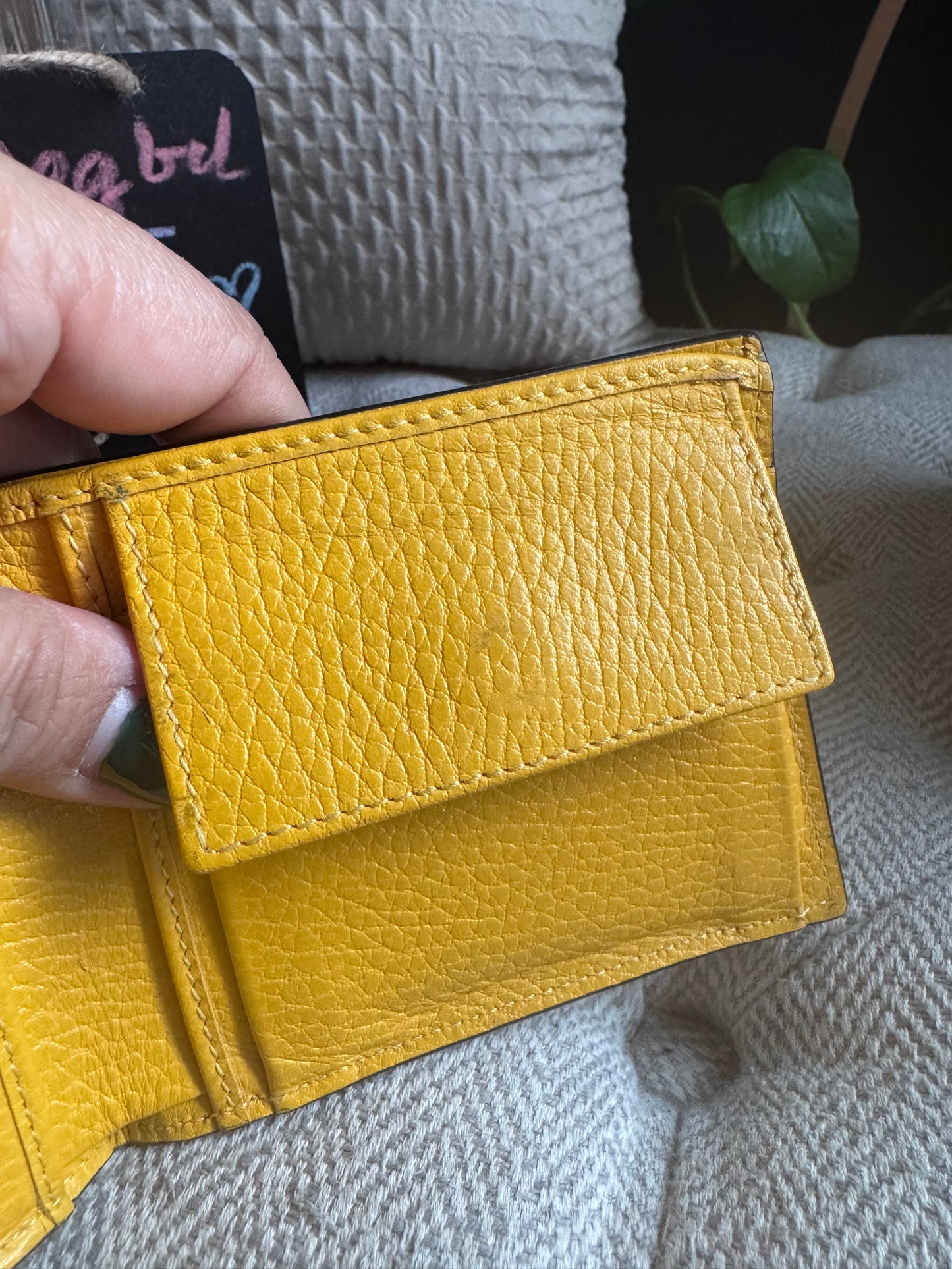 Gucci Men’s interlocking wallet
