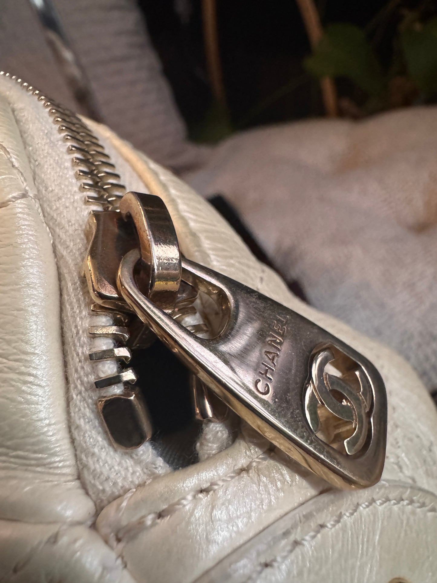 CHANEL Iridescent All About Waist bumbag
