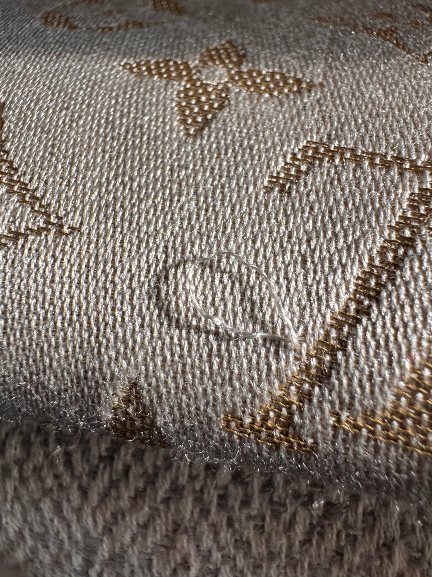 Louis Vuitton Monogram Shine Stole