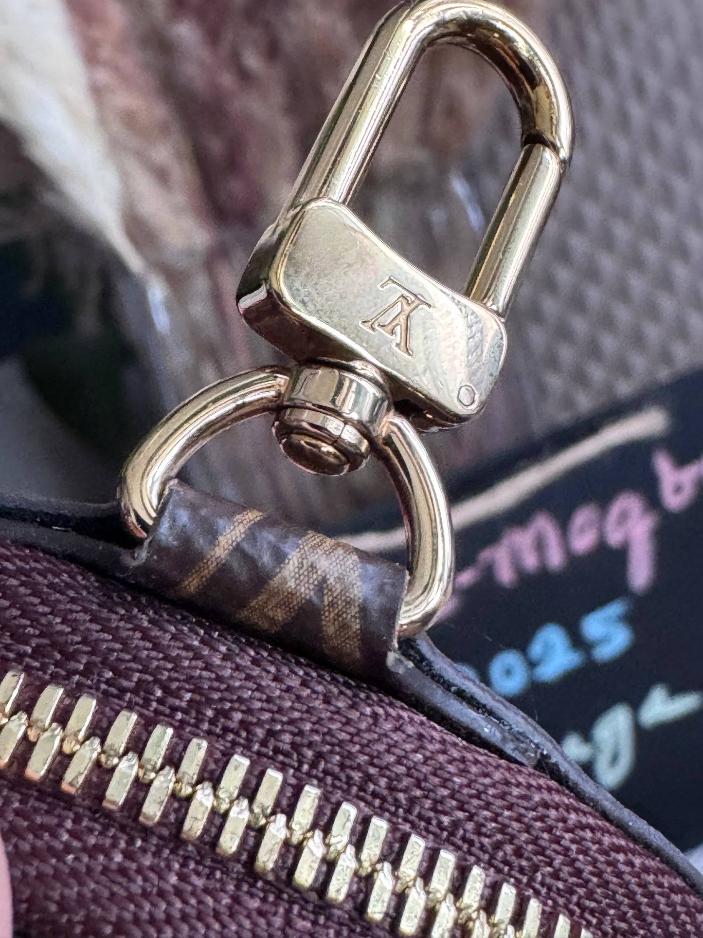 Louis Vuitton Round Coin purse from Multipochette