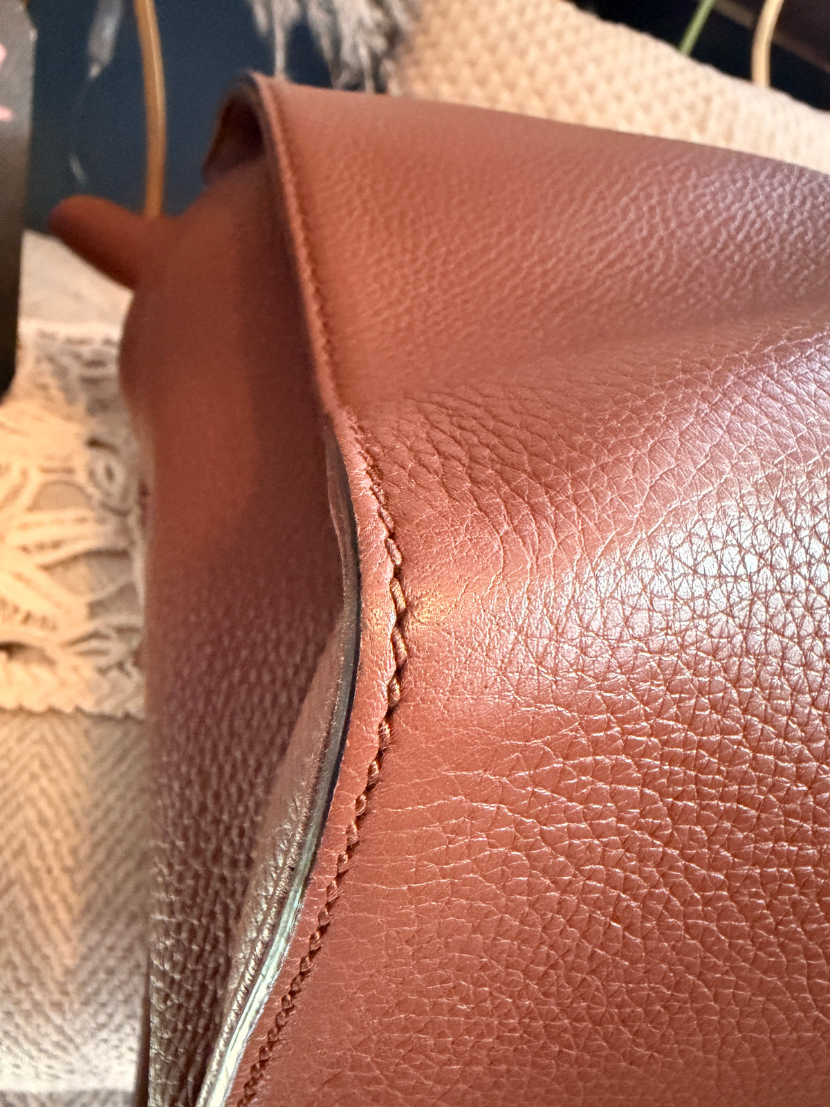 Gucci Leather Interlocking GG Tote