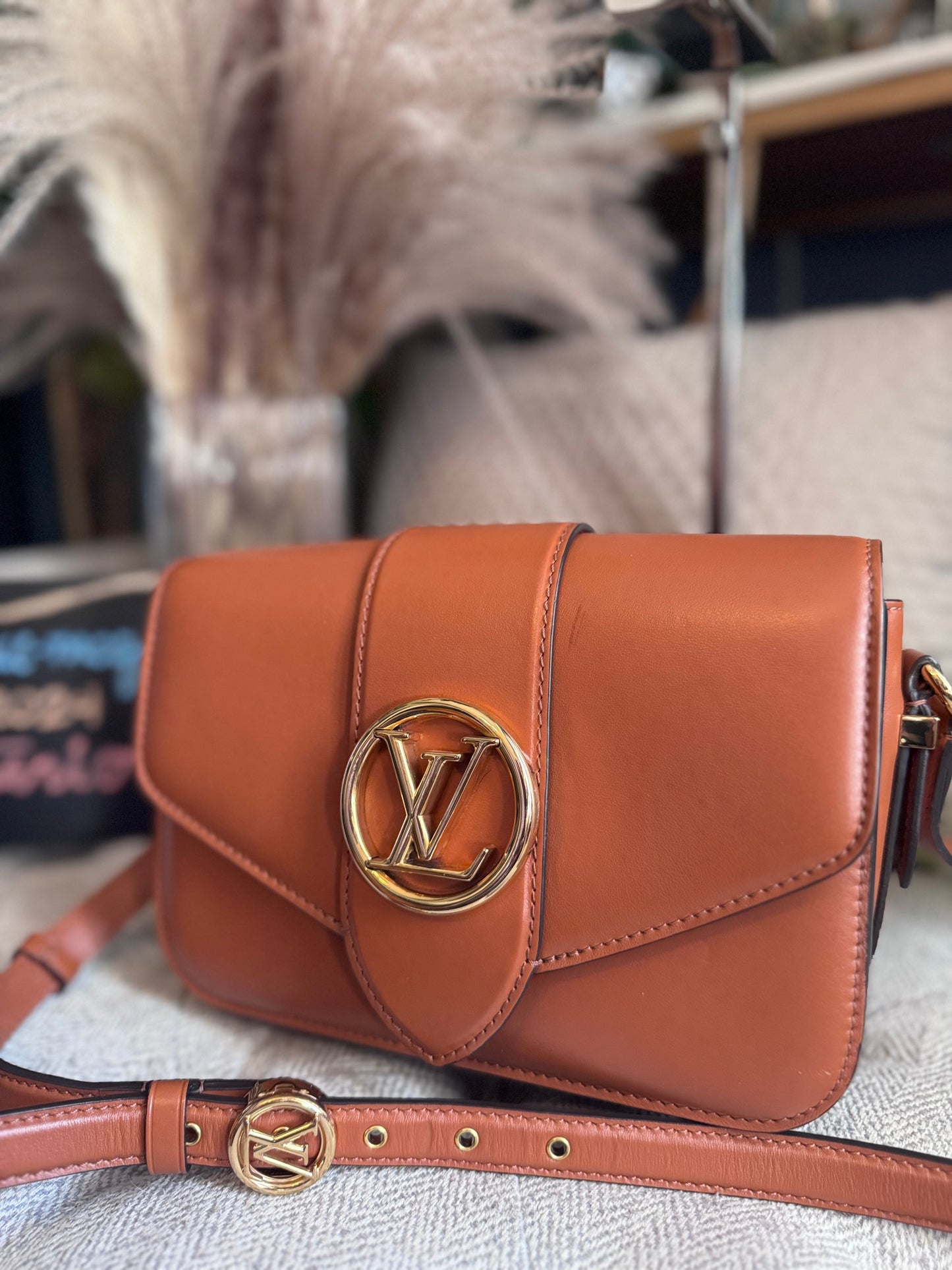 Louis Vuitton Pont Neuf