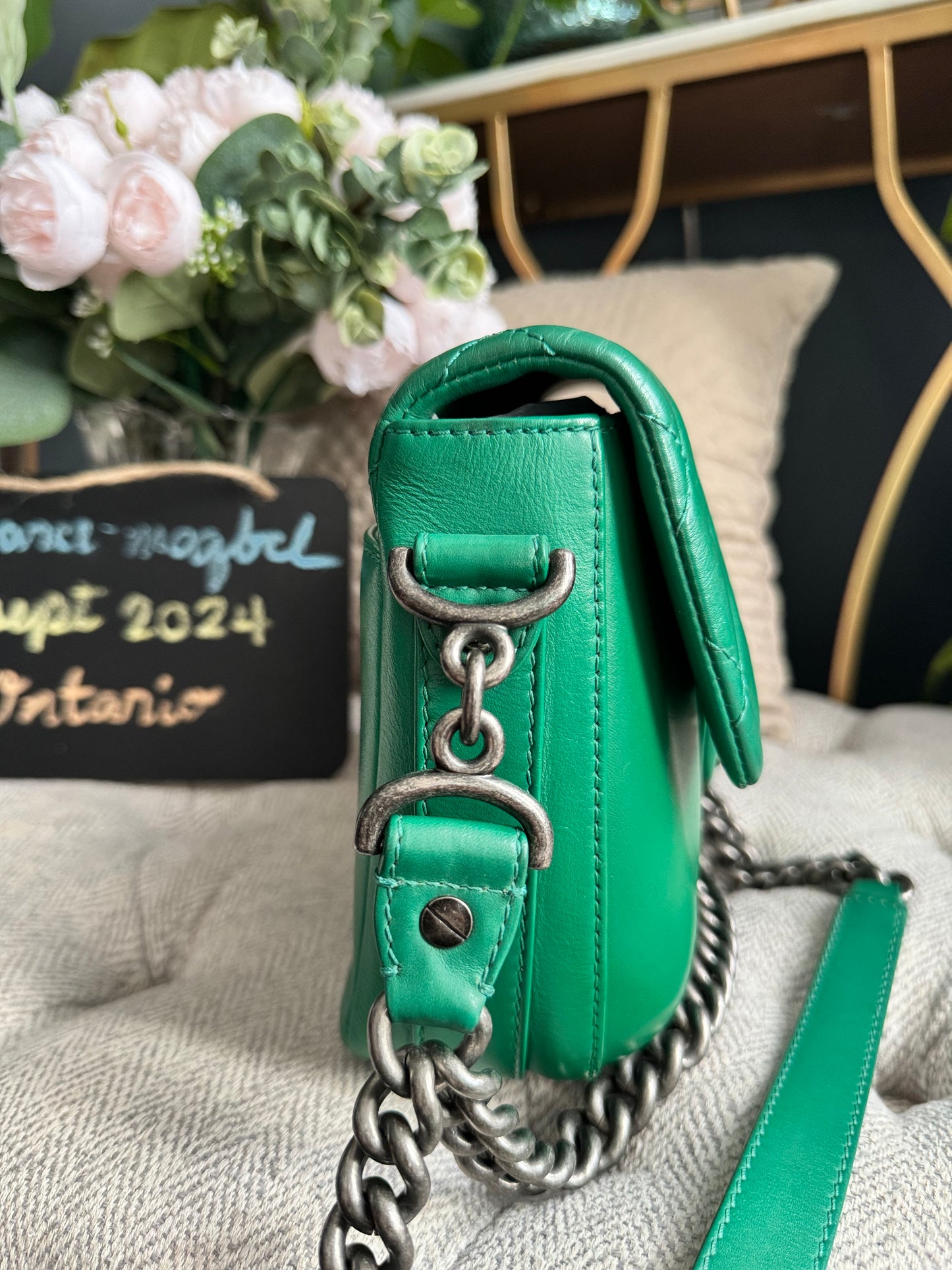 Chanel Rock My Shoulder Flap Green Quilted Calfskin/ Naturally Grained Sheepskin Inner Lining/MAR -Métal Aged Ruthenium Hardware (SN 24221601)