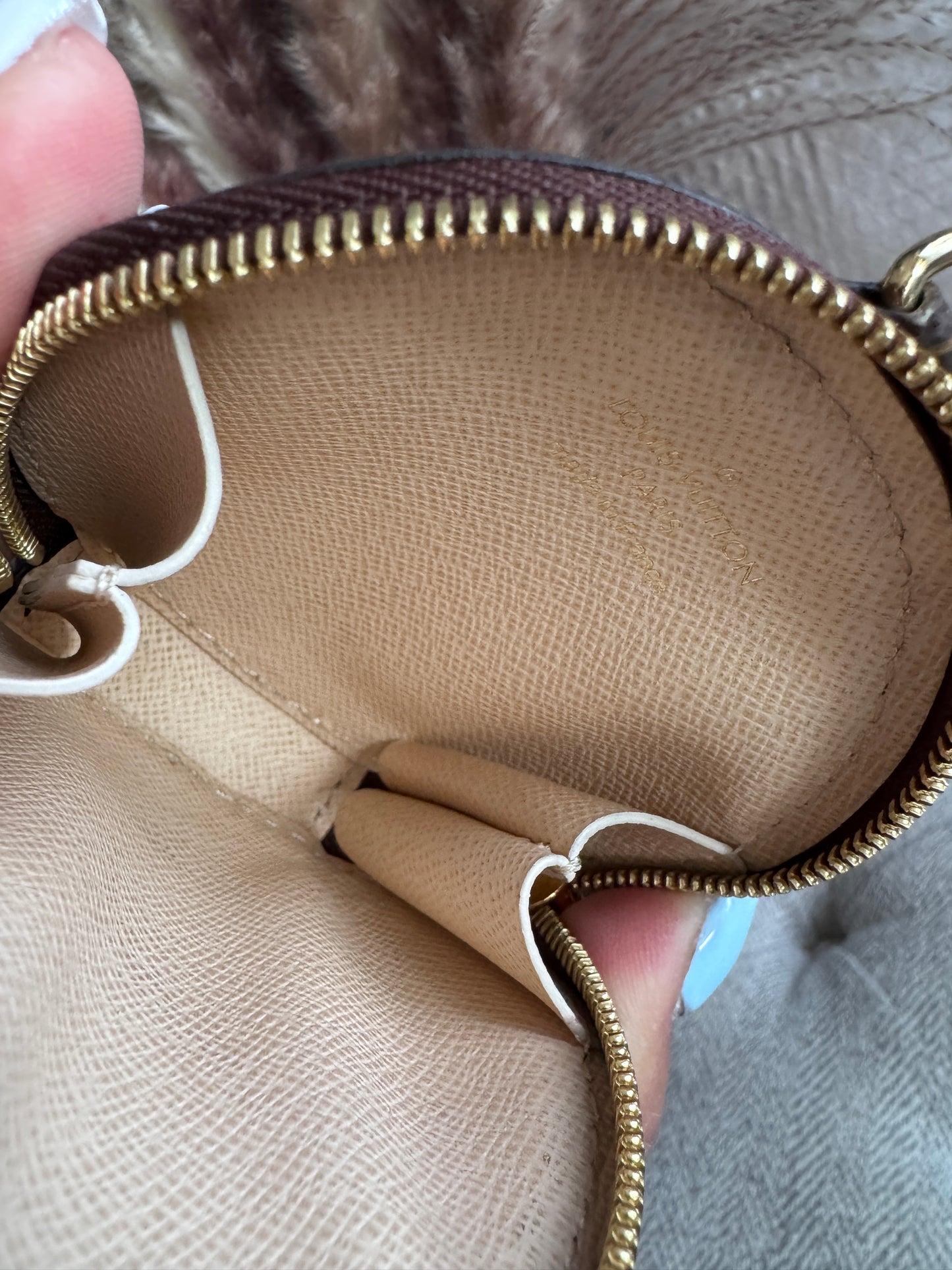 Louis Vuitton Round Coin purse from Multipochette