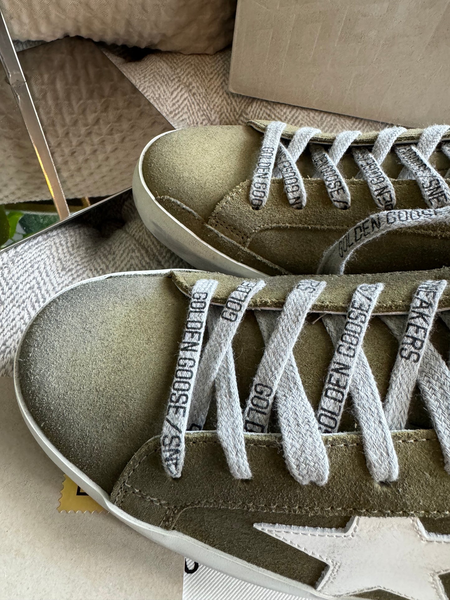 Golden Goose Sneakers