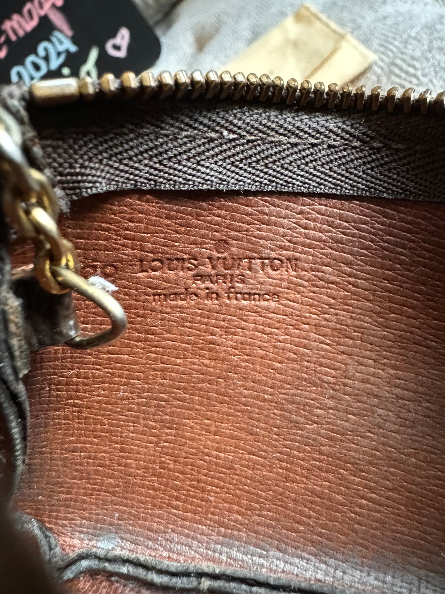 Louis Vuitton Monogram Key Cles