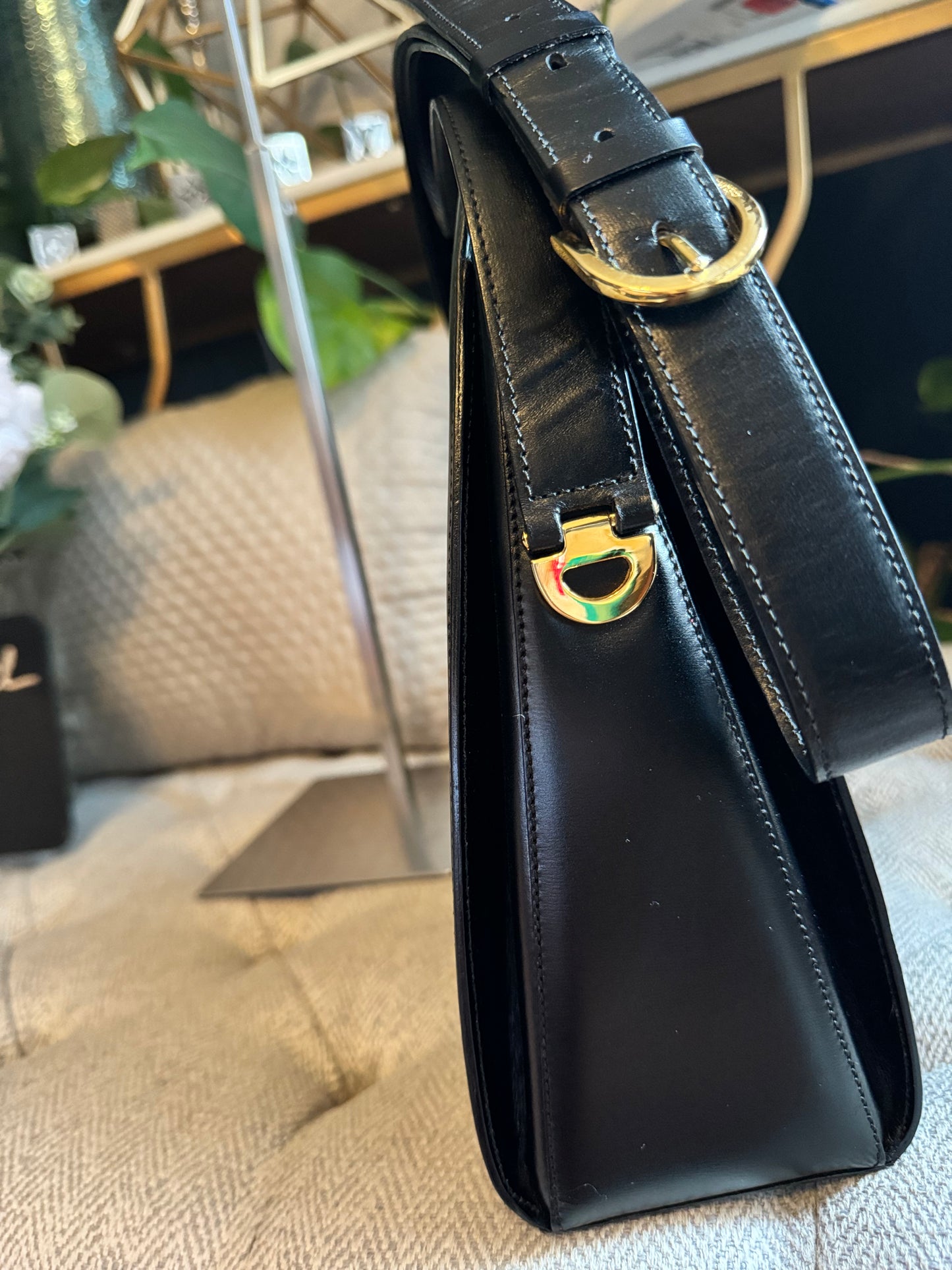 Celine Vintage Crossbody/Shoulder bag in Black, Gold Hardware