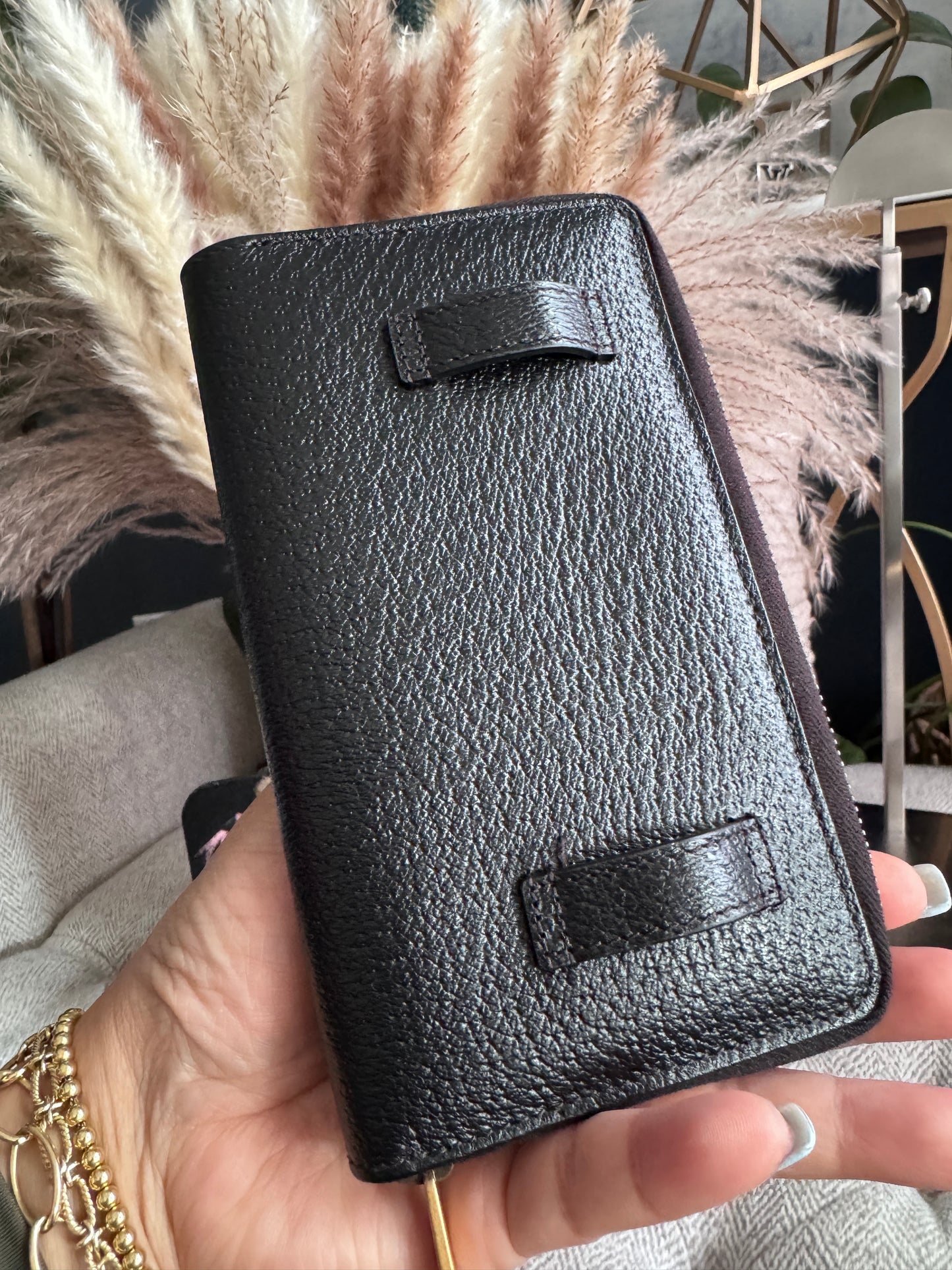 Gucci Black Fullsized Zippy Wallet with belt loops