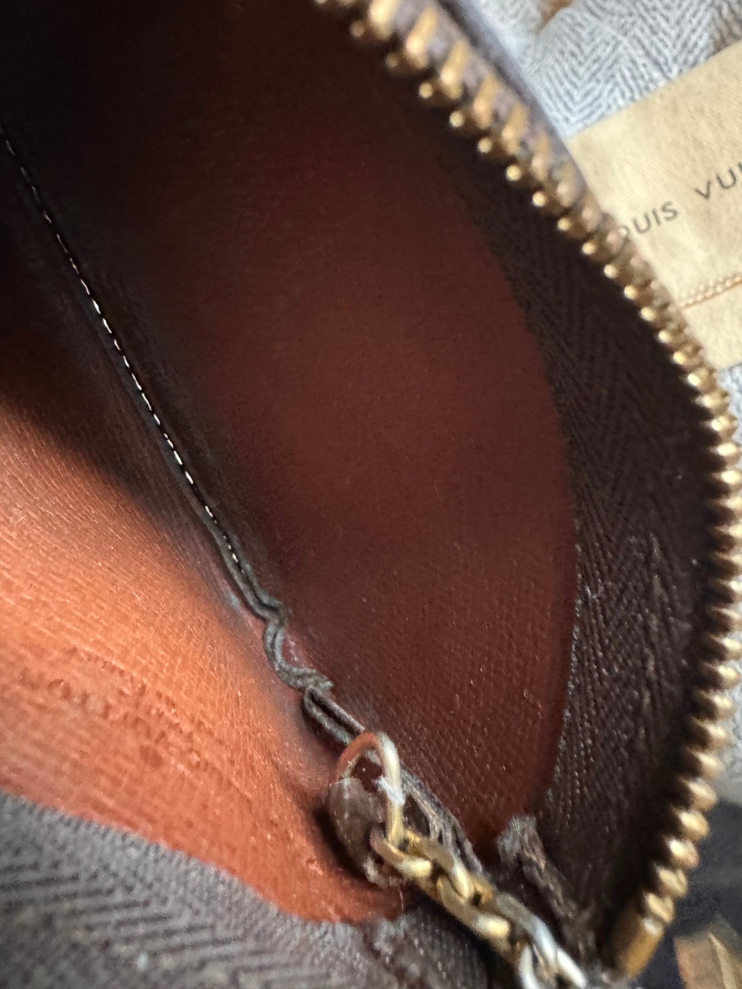 Louis Vuitton Monogram Key Cles