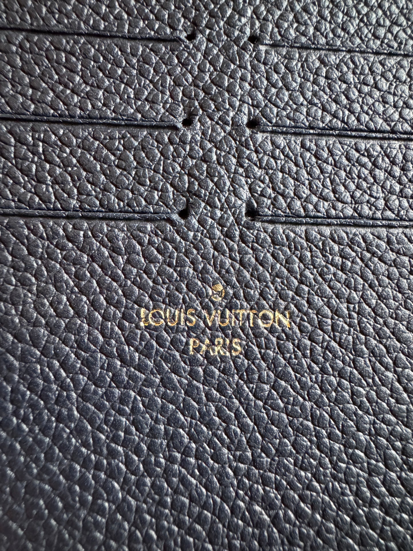 Louis Vuitton Pochette Felicie in Empreinte Marine Rouge