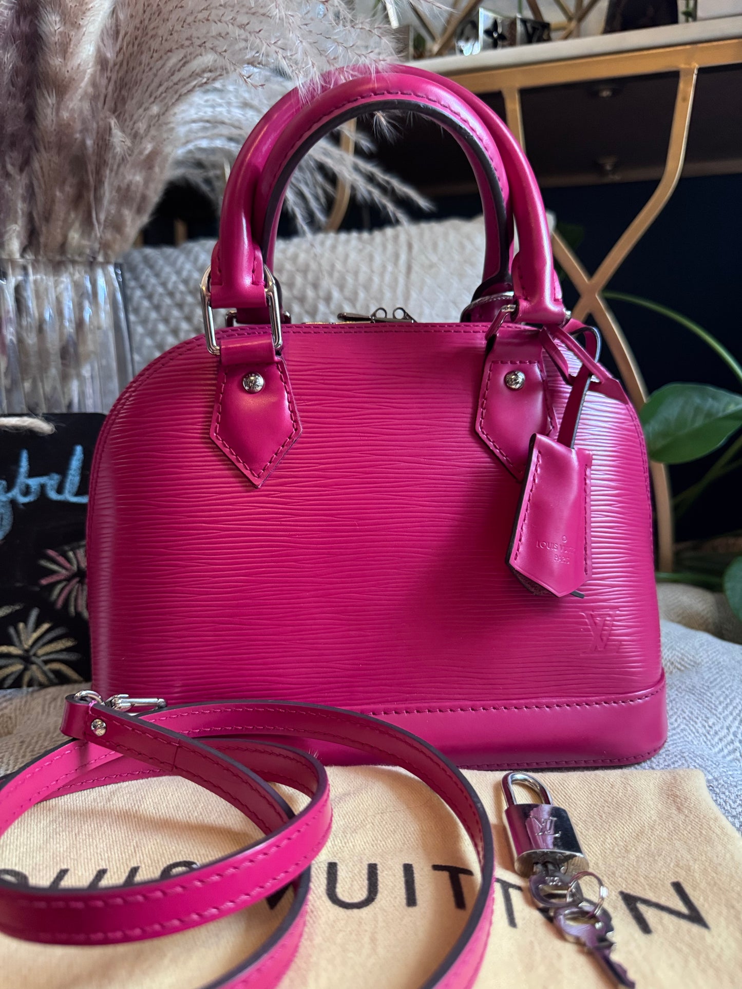 Louis Vuitton Alma BB Epi
