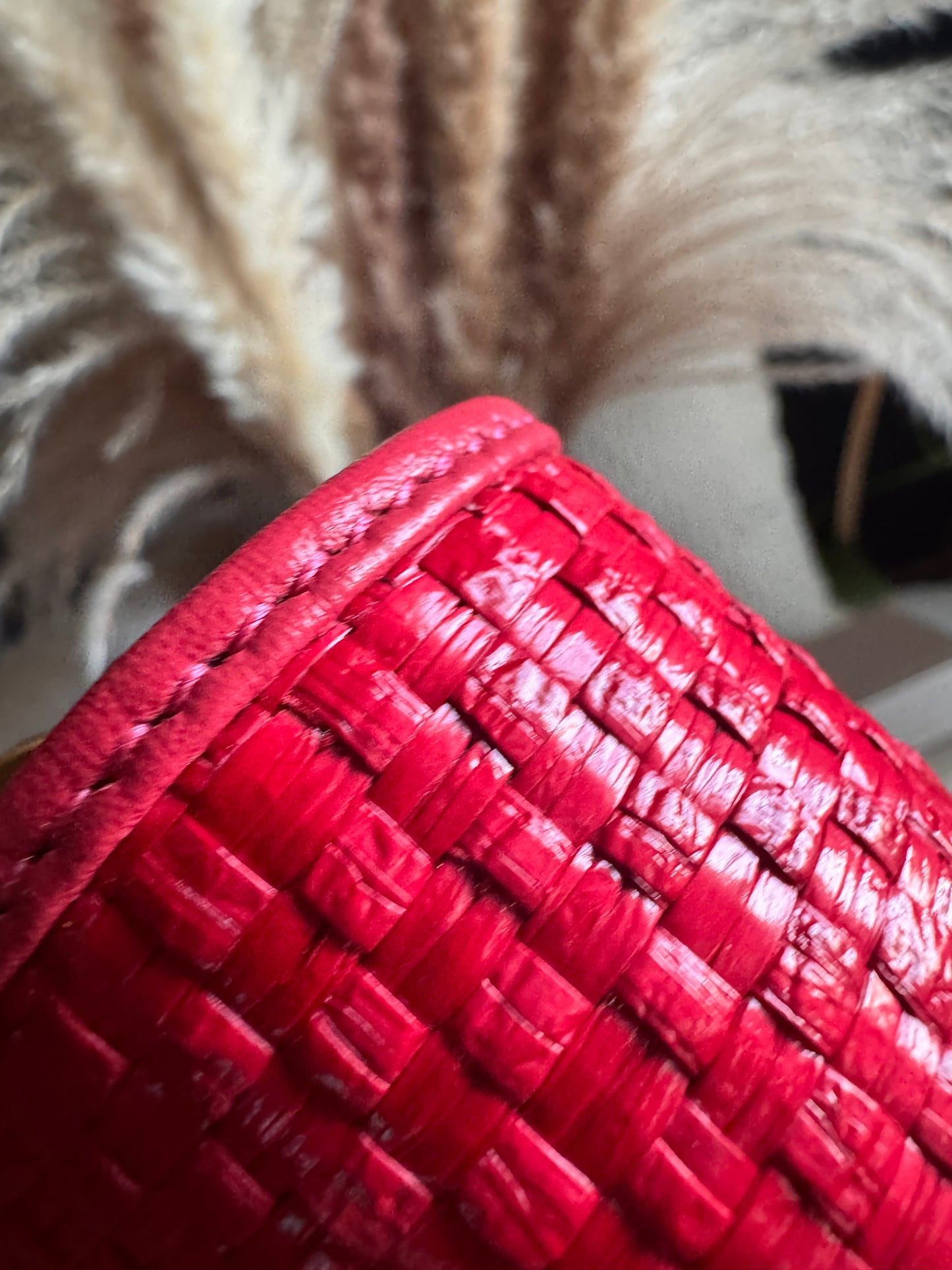 Gucci Horsebit 1955 Raffia Chain Bag in Red