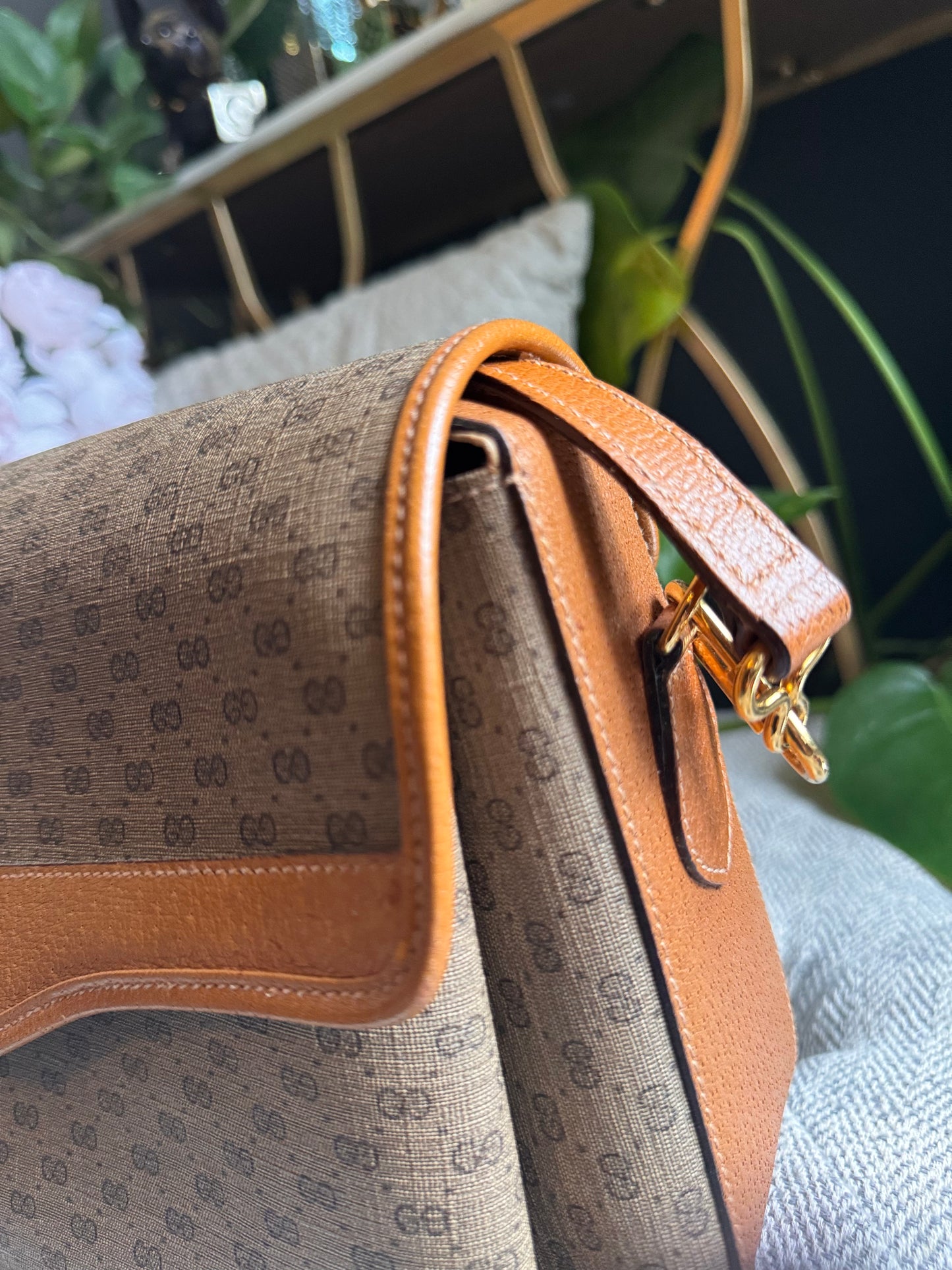 Gucci Vintage Crossbody