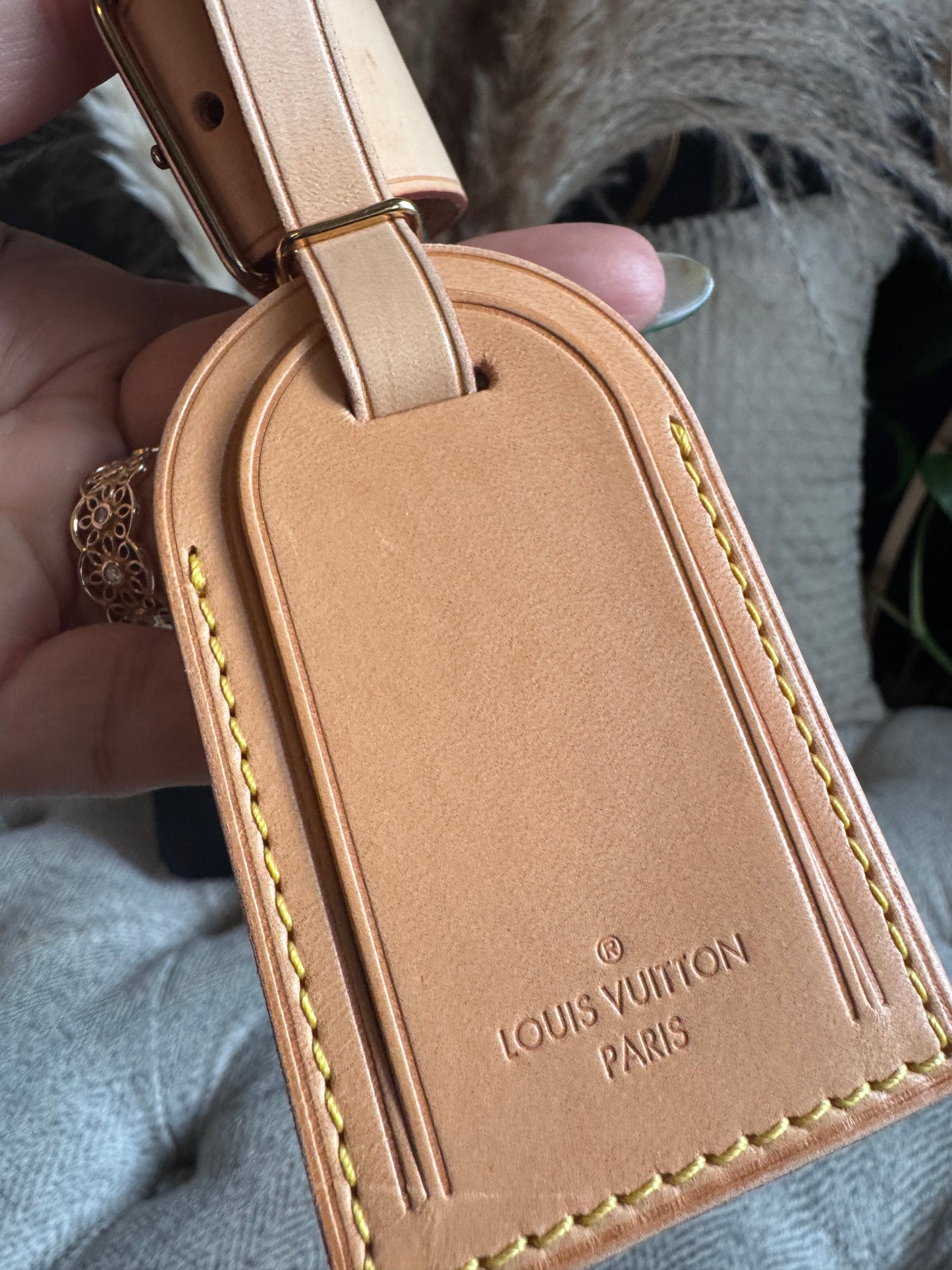 Louis Vuitton Luggage tag/Poignet + Lock/Key Bundle