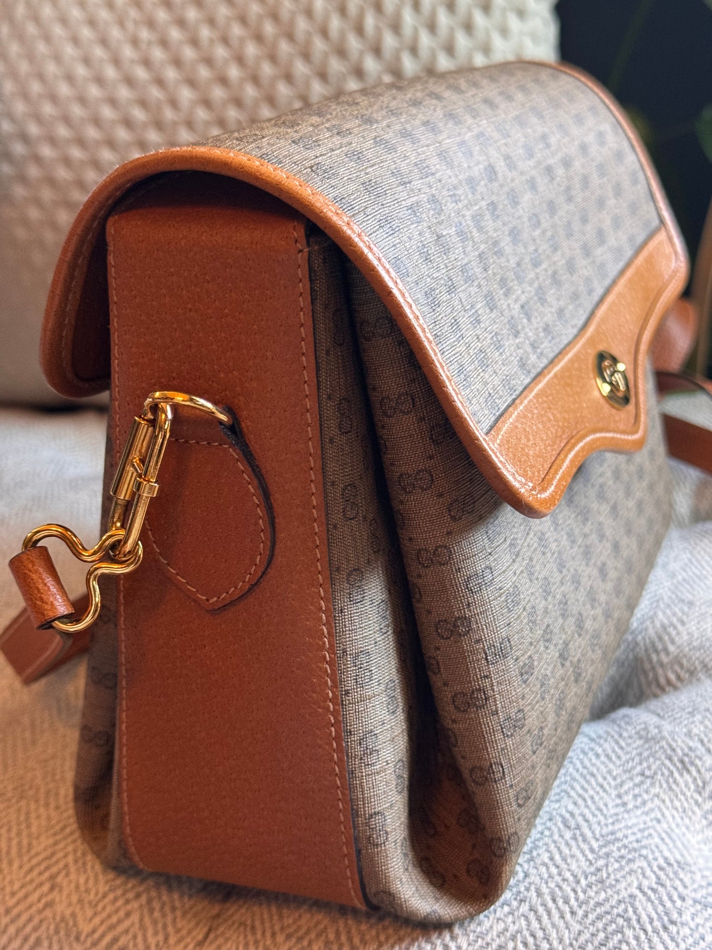 Gucci Vintage Crossbody