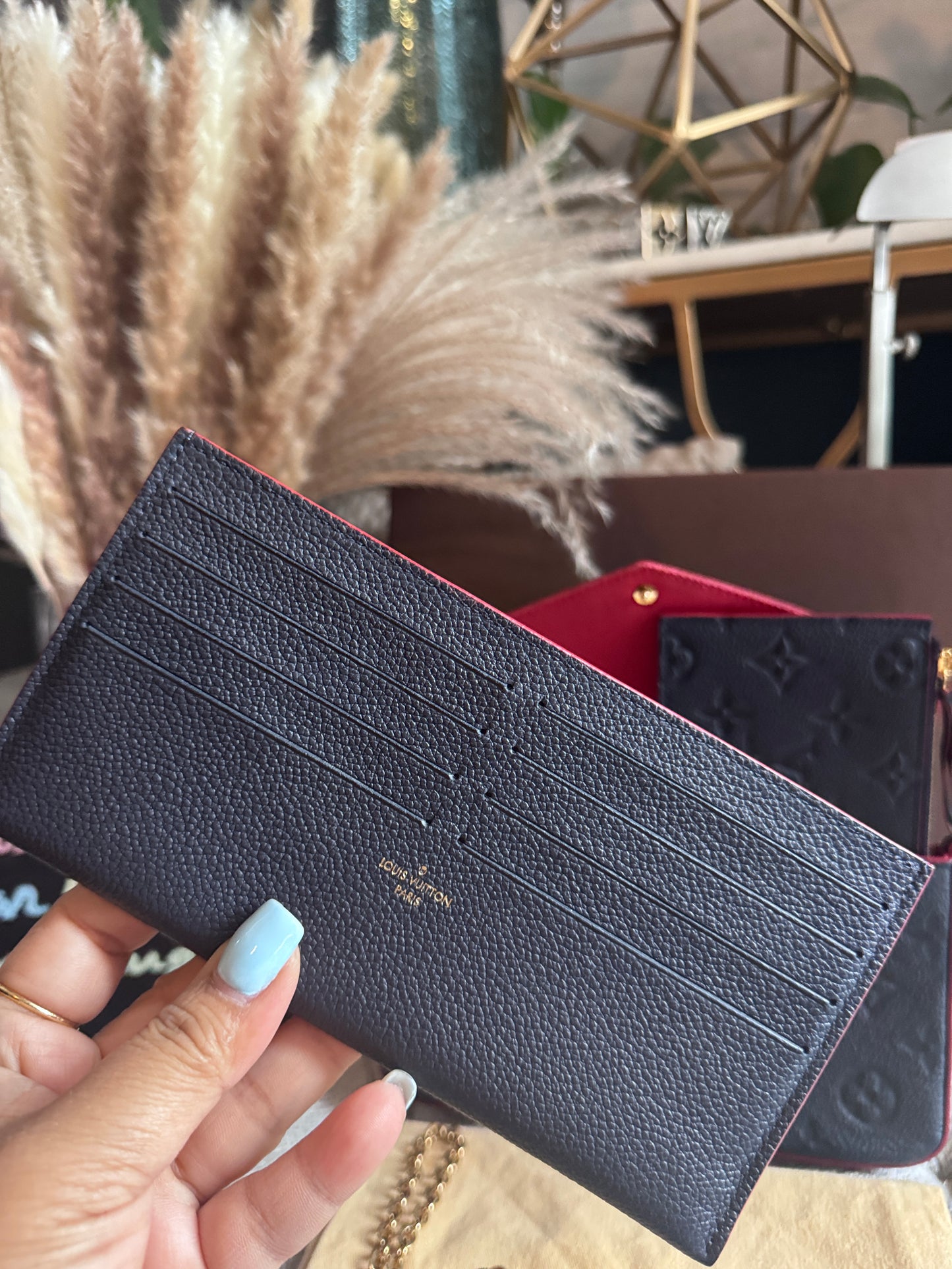 Louis Vuitton Pochette Felicie in Empreinte Marine Rouge
