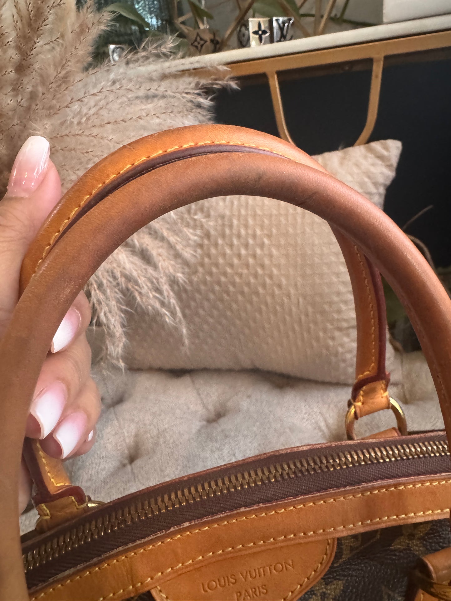 Louis Vuitton Vintage Tivoli PM