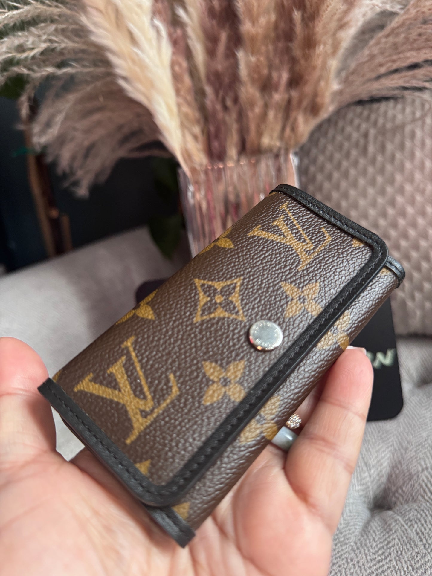 LOUIS VUITTON Monogram Macassar Multicles 6 Key Case