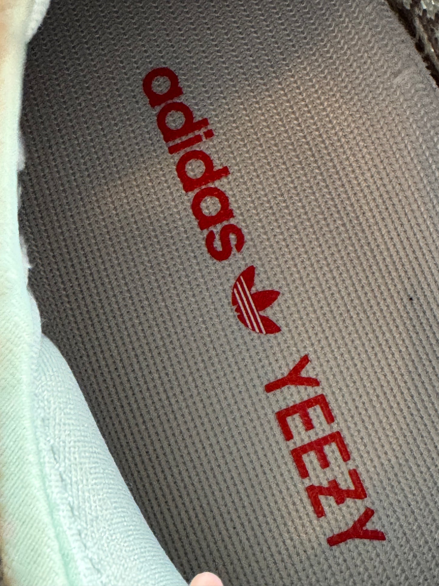 Adidas Yeezy Boost 350v V2